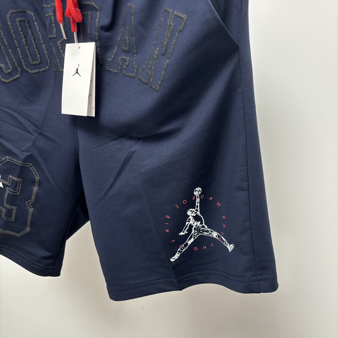 Jordan’s New Summer Letter-Printed Couple Shorts: Stylish, Cozy, and Perfect for Men and Women - 图片 7