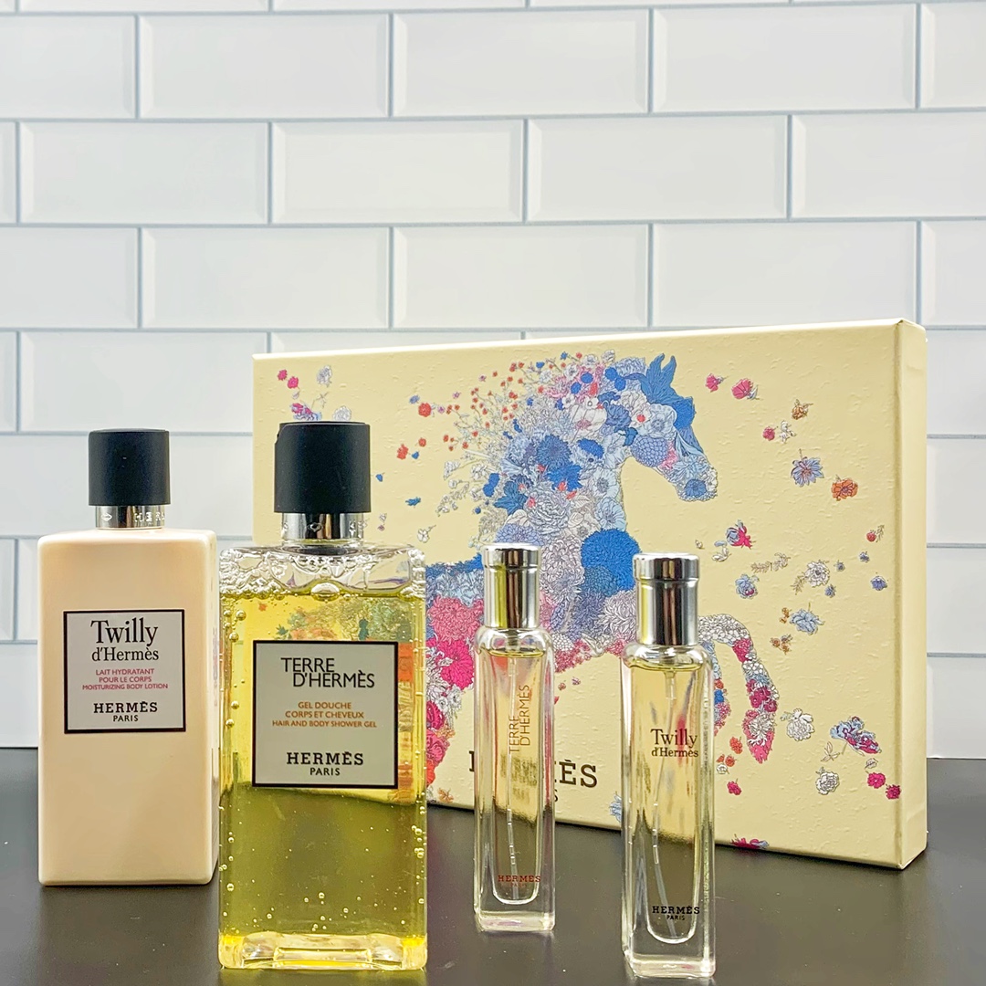 Hermes Terre d'Hermès 4-Piece Set: Body Lotion, Shower Gel, Perfume & Scarf 6 i1718637123 650 4