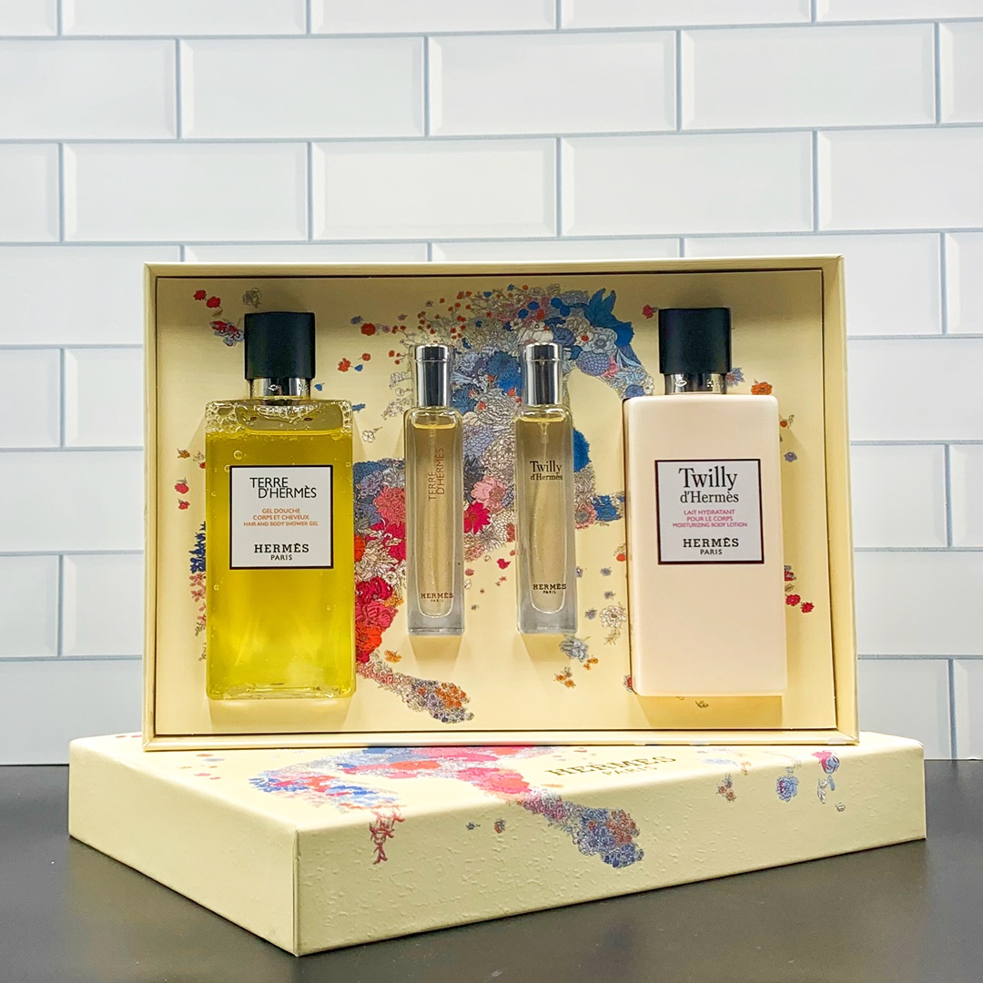 Hermes Terre d'Hermès 4-Piece Set: Body Lotion, Shower Gel, Perfume & Scarf 5 i1718637123 796 3
