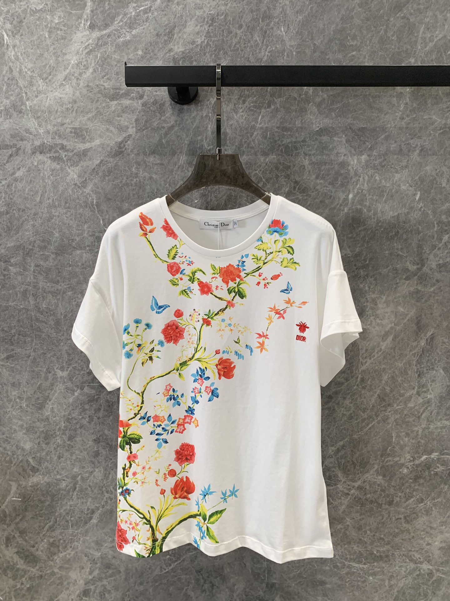 Dior Kleidung T-Shirt Stickerei Frühling/Sommer Kollektion Kurzarm