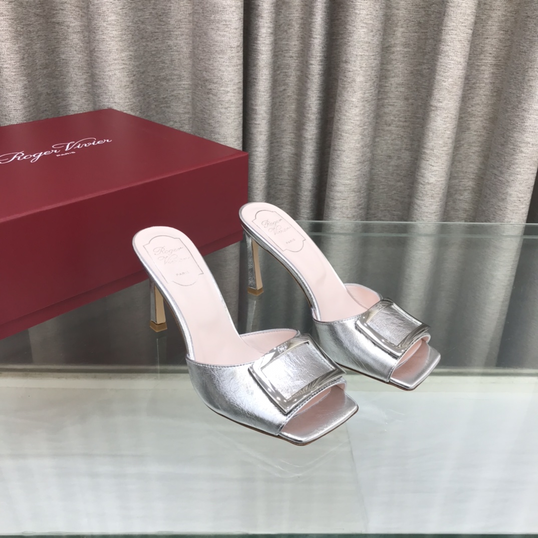 [Roger Vivier Women