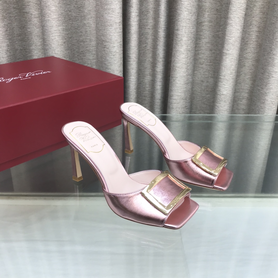 [Roger Vivier Women
