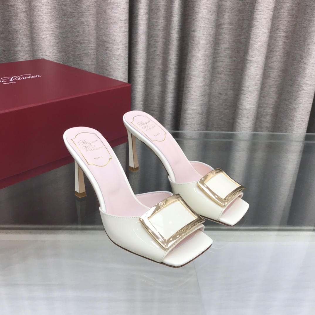 [Roger Vivier Women