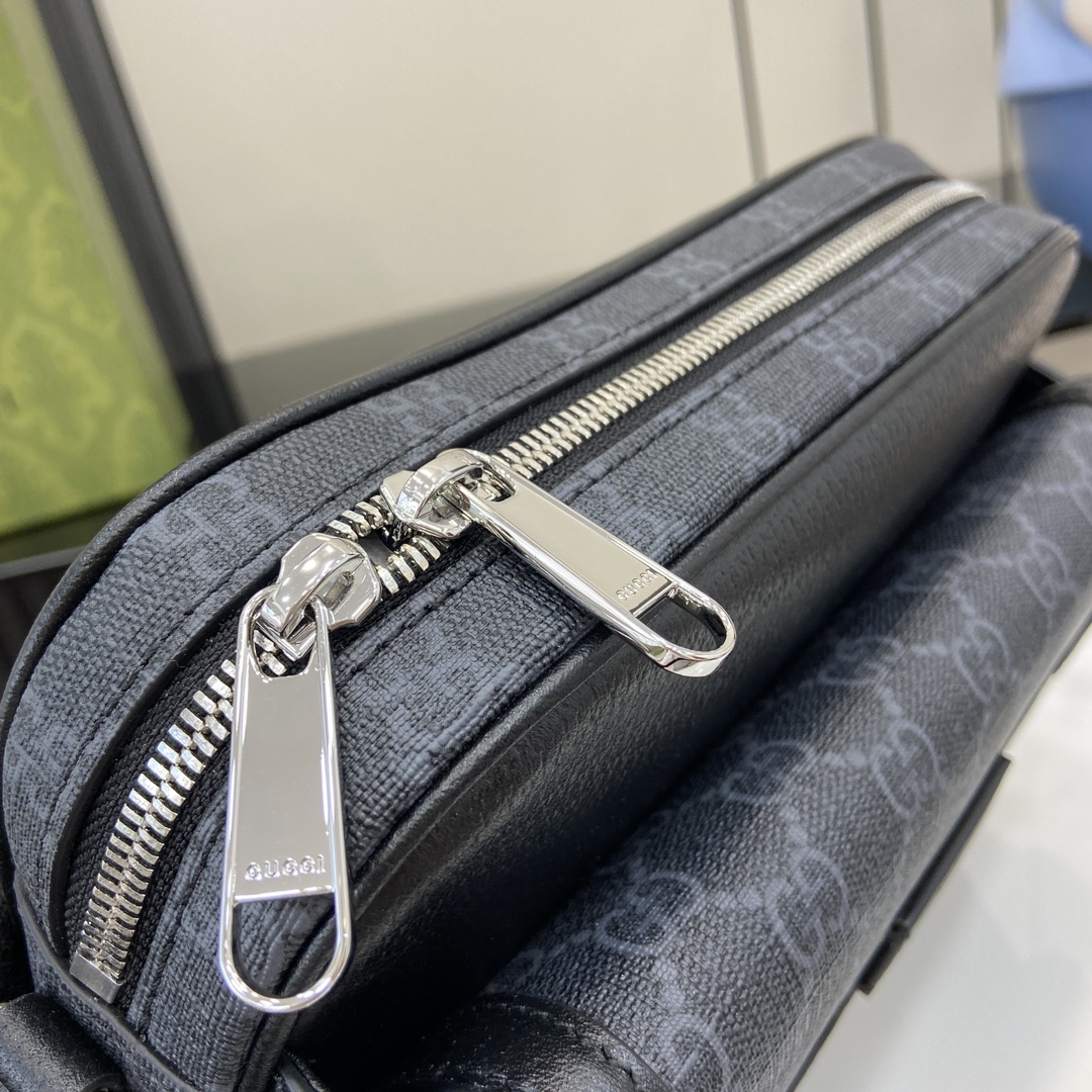 Gucci Small Messenger Bag in Black Leather and Gucci Supreme Canvas 7 i1718720512 9715 5