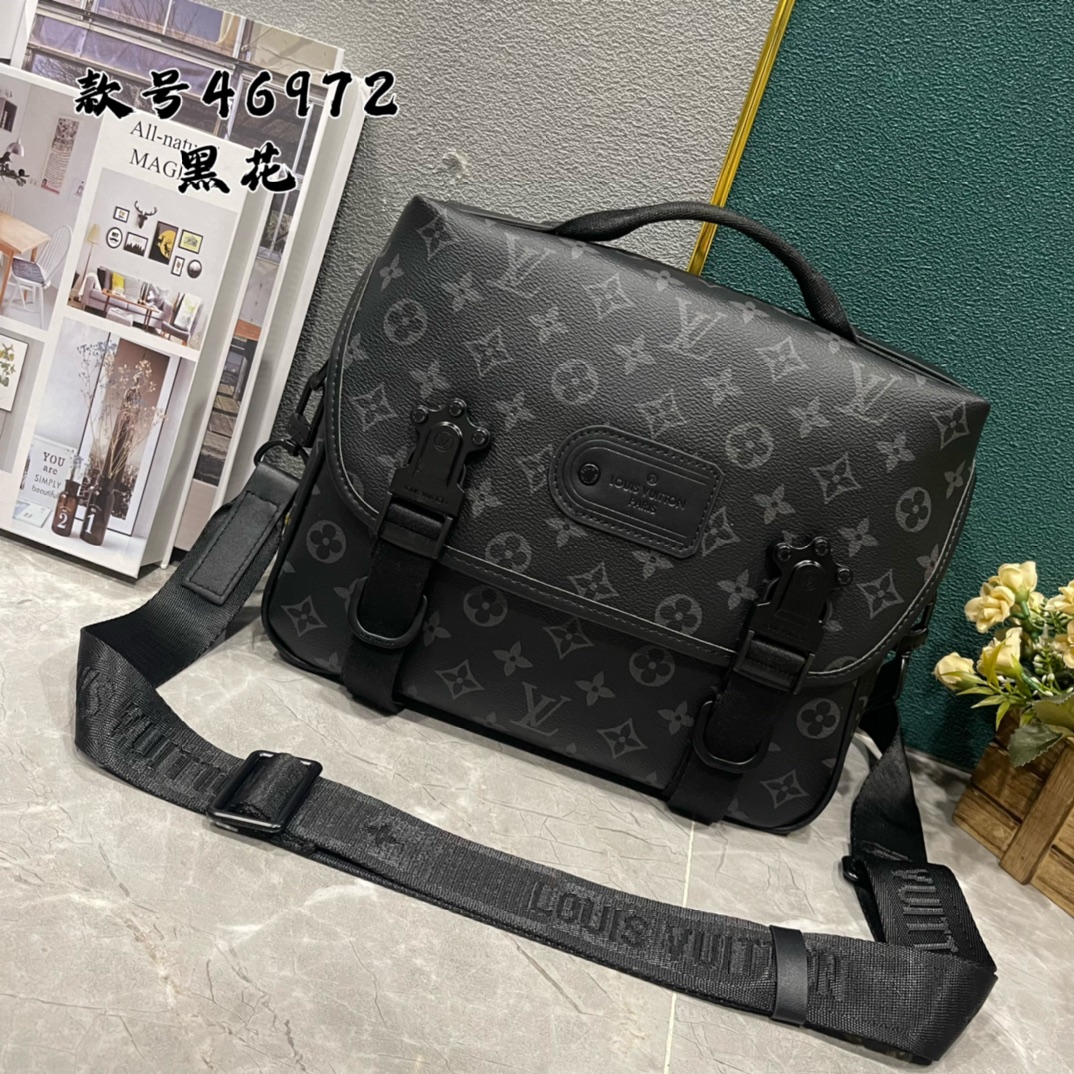 Louis Vuitton Messenger Bags Black Monogram Eclipse Canvas M46972