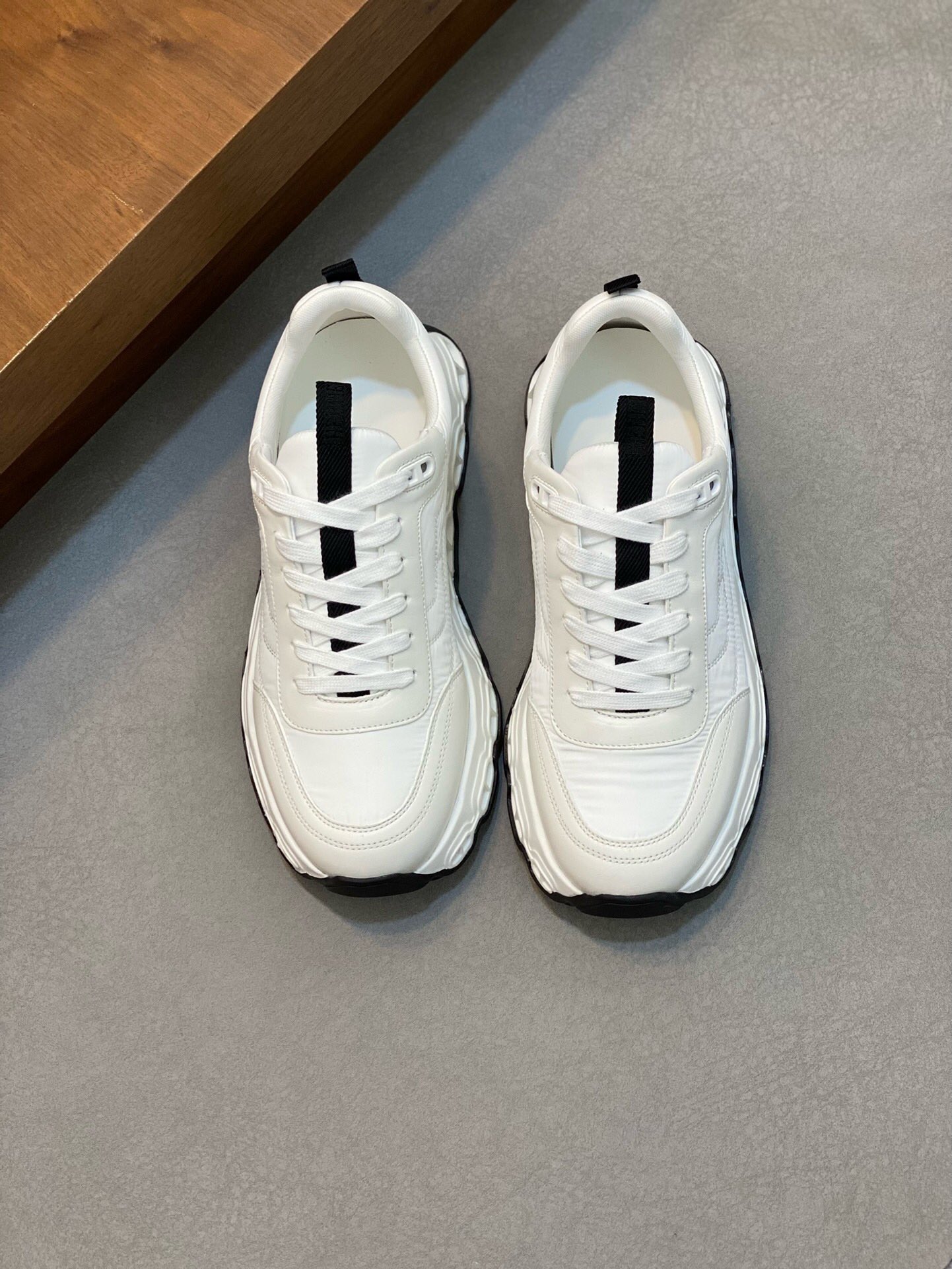 NO:218526,Brand HERMES original color matching, size 39-44 customized 38.45 price, new Hermes style, boutique sports shoes, original upper, fly woven fabric, mesh inner lining, cowhide footbed style, full dynamic original Hermes comfortable sole, simple and generous sports and casual, Hermes casual shoes, hermes, hermes, sneakers, cowhide19860909品牌HERMES 颜色原版配色 码数39-44定做38.45 价格 材质爱马仕新款 精品运动鞋 鞋面原版飞织布面打造网布内里 牛皮垫脚版型时尚 动感十足原版 爱马仕舒适大底 简洁大方运动休闲,爱马仕 休闲鞋,hermes,hermes,sneakers,cowhide,Men's shoes