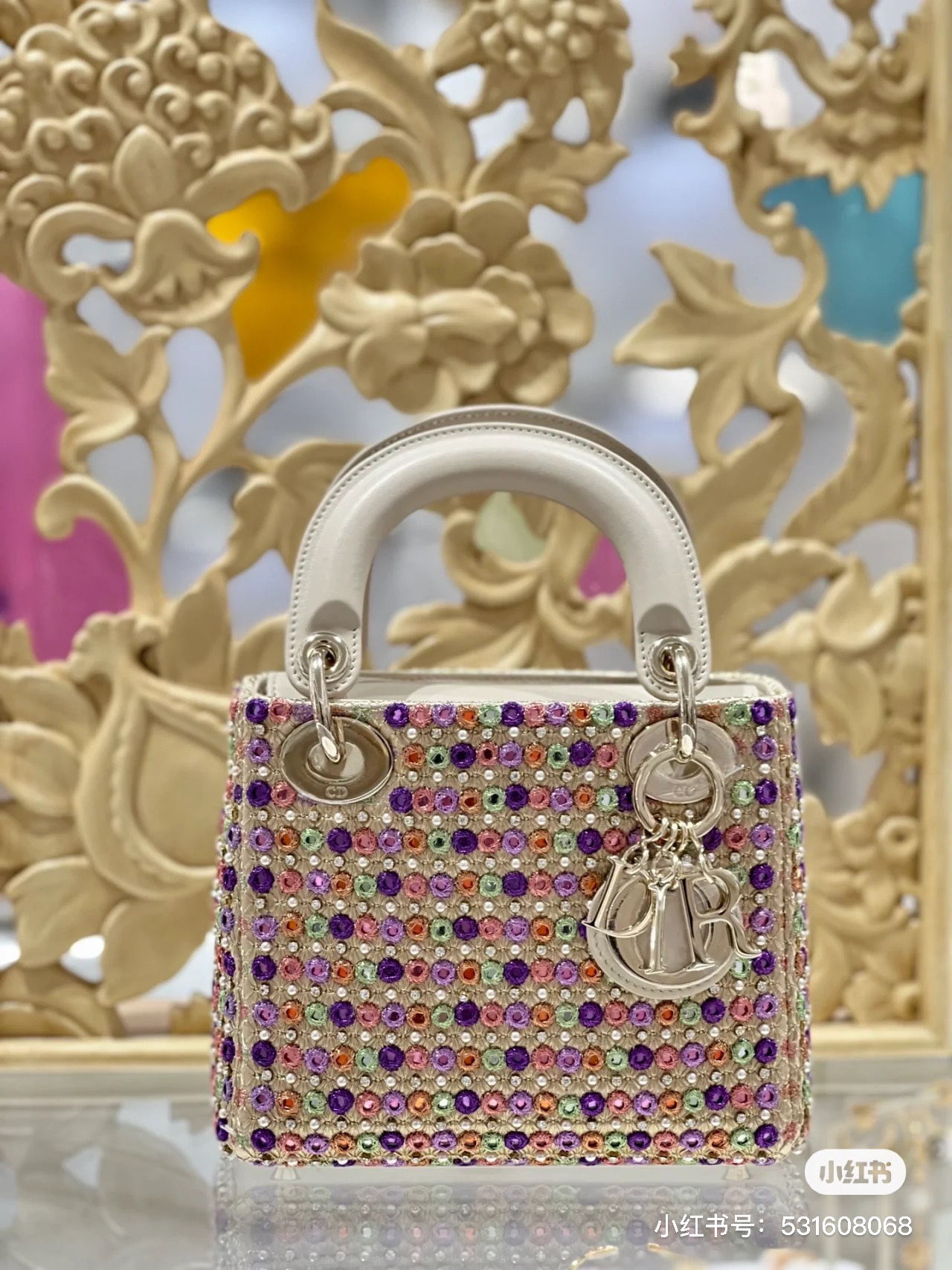 Dior Product _dAgqf0VwPWpk9UpyvdU8g85AFKSwF5MvWd1txsw