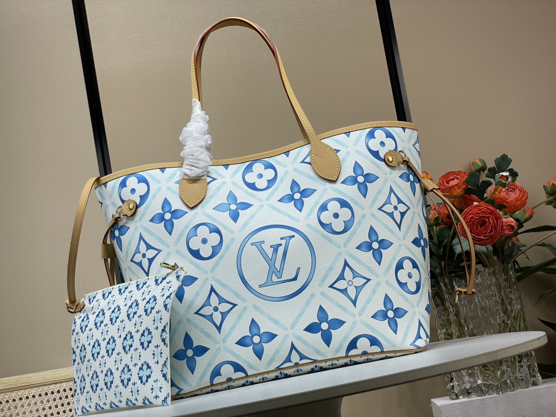 Acheter des répliques
 Louis Vuitton LV Neverfull Sacs À Main Sacs Cabas Réplique bon marché
 Bleu Imprimé Toile Série d’été M25317