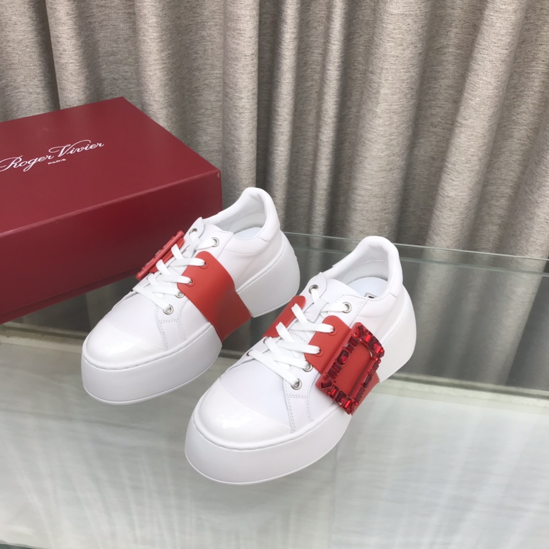 [Roger Vivier Women