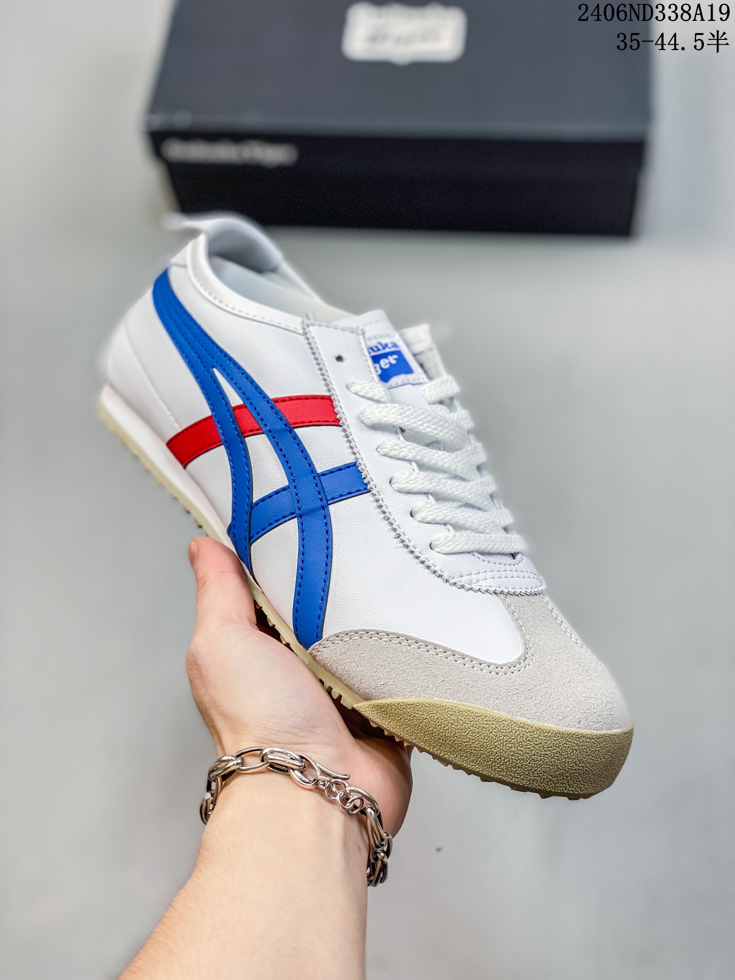 💰100
ID:xnm
【真标】Asics/亚瑟士 💯男女鞋真标半码制 日产经典老牌-鬼塚虎/Onitsuka Tiger Mexico 66®经典墨西哥系列复古经典百搭板鞋休闲运动鞋慢跑鞋。采用皮革鞋面，超国标含胶率耐磨耐弯折RB大底。产品从款式颜色造型上体现出追求舒适和细节的完美。鞋类更是推崇手工制作的严谨，融舒适性与可穿性的设计风格。注重细节的完美和别致魅力，既保持稳重，又不失轻松的时尚感。

货号：TH2J4L-0142
码数：35-44.5含半码