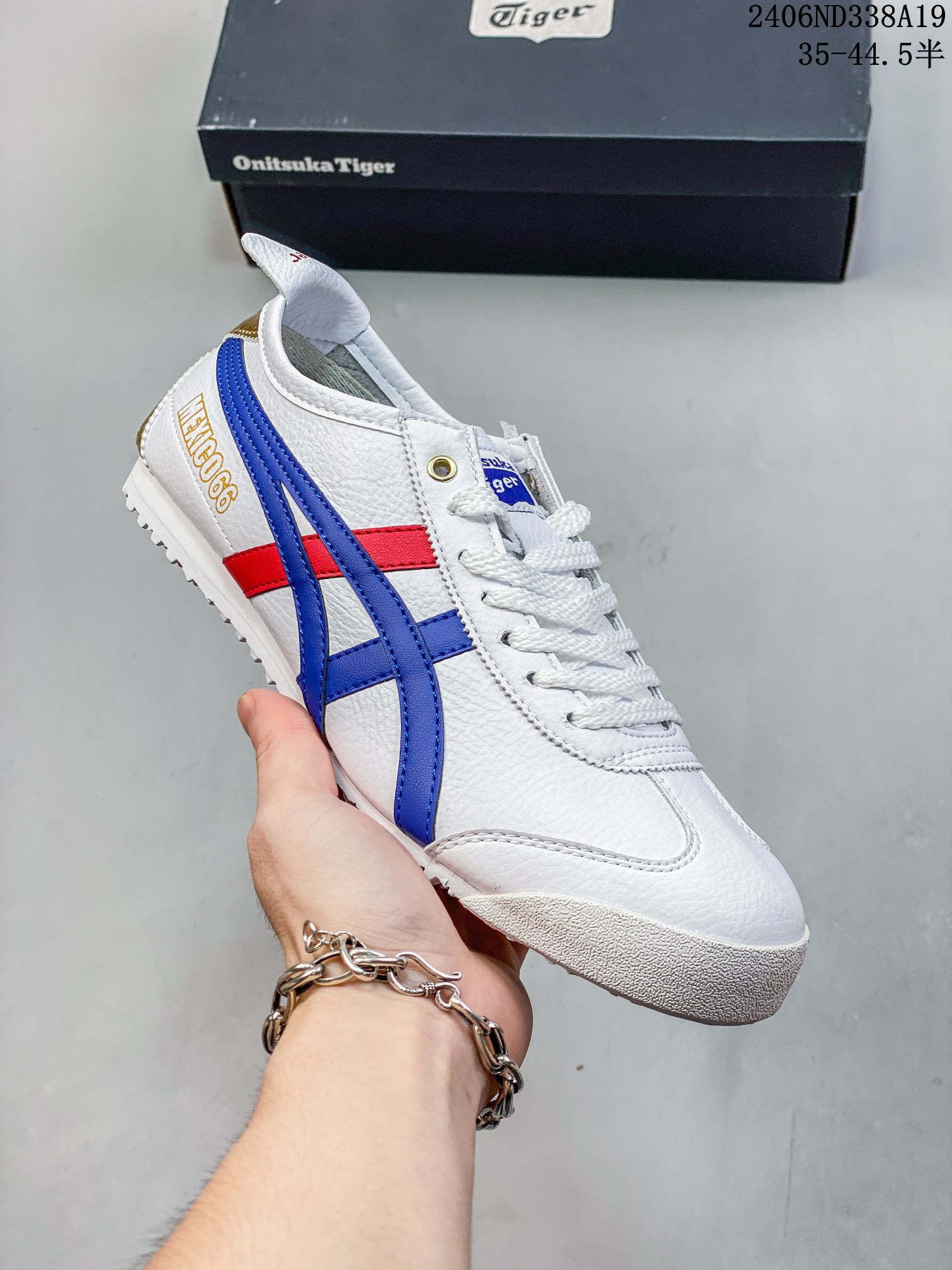 💰100
ID:xnm
【真标】Asics/亚瑟士 💯男女鞋真标半码制 日产经典老牌-鬼塚虎/Onitsuka Tiger Mexico 66®经典墨西哥系列复古经典百搭板鞋休闲运动鞋慢跑鞋。采用皮革鞋面，超国标含胶率耐磨耐弯折RB大底。产品从款式颜色造型上体现出追求舒适和细节的完美。鞋类更是推崇手工制作的严谨，融舒适性与可穿性的设计风格。注重细节的完美和别致魅力，既保持稳重，又不失轻松的时尚感。

货号：TH2J4L-0142
码数：35-44.5含半码