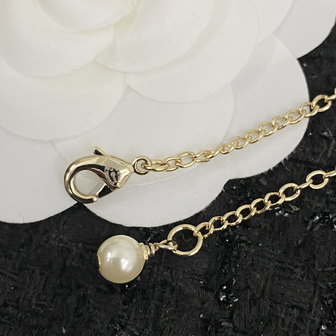 Prada Haute Couture Haute Couture Fine Jewelry Necklace Bracelet Ring 7