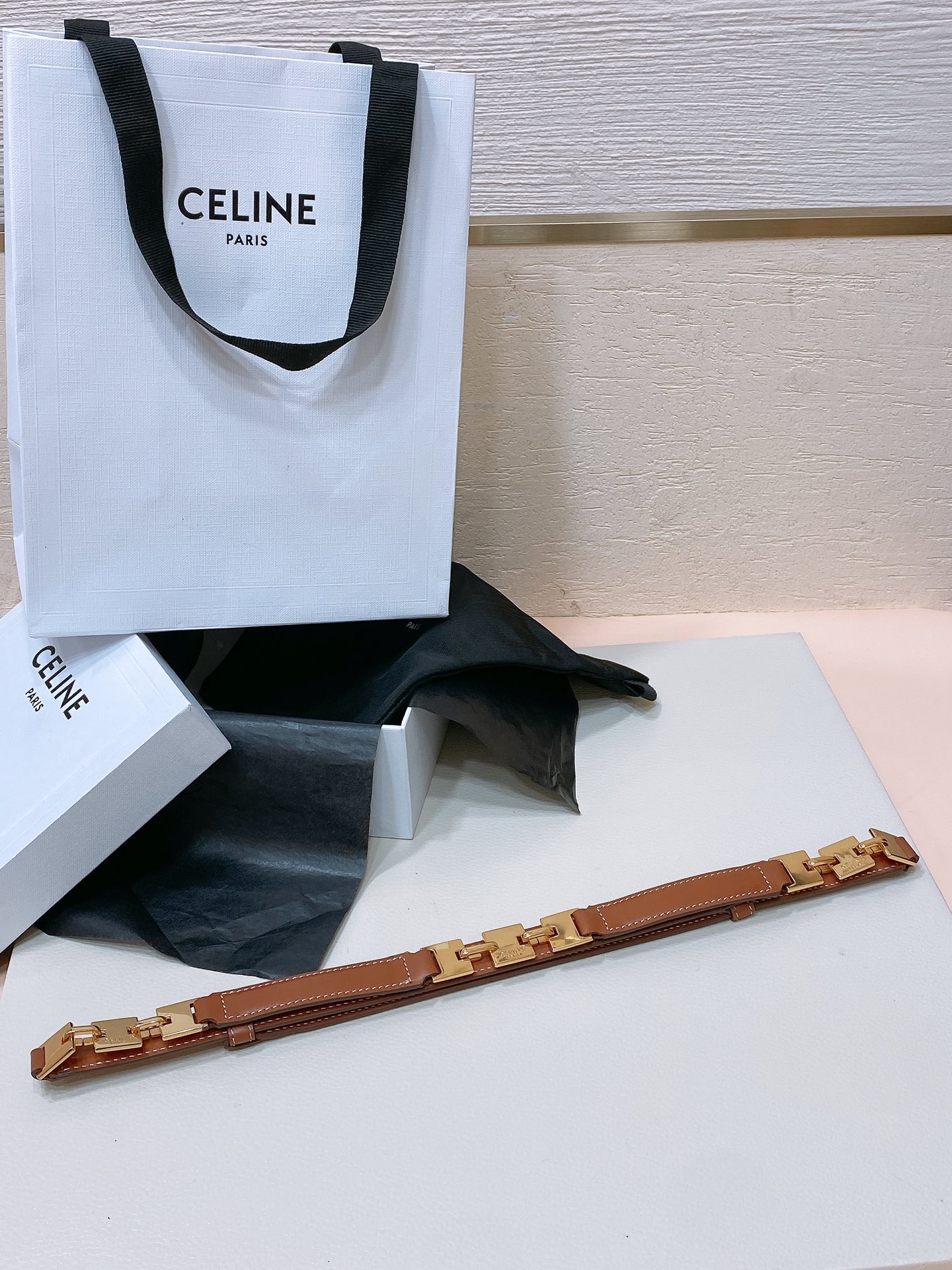 -Celine购入正品开发、独家首发TRIOMPHE GOURMETTE小号TAURILLON皮革可调节