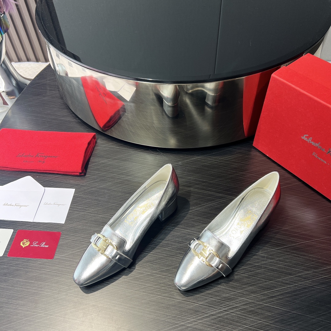 [Ferragamo Women