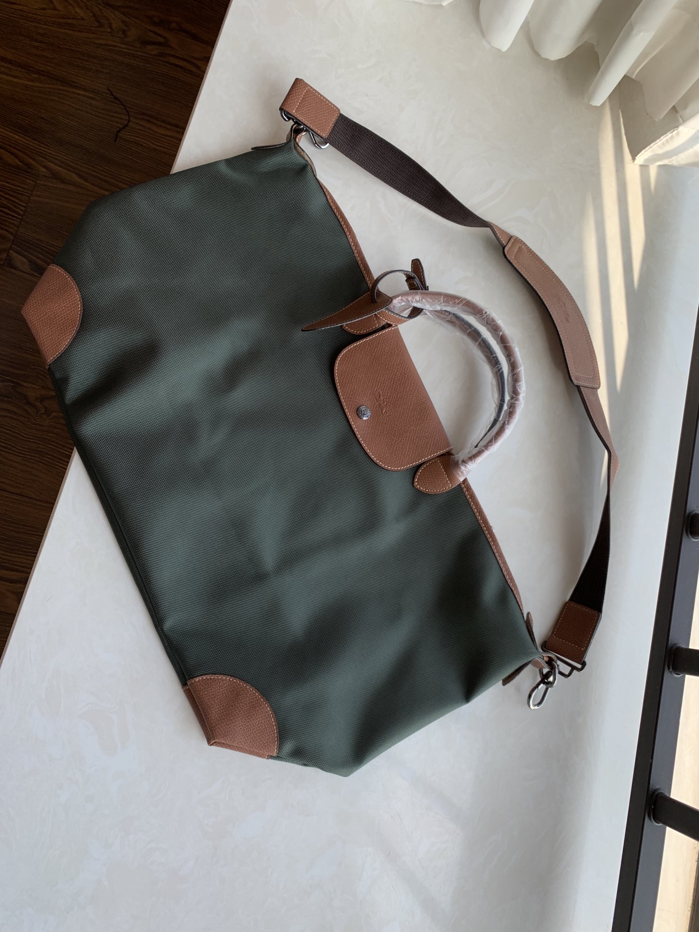 Military green real shot Practical model Longxiang longchamp Size: 44*23*34 opening length 58cm