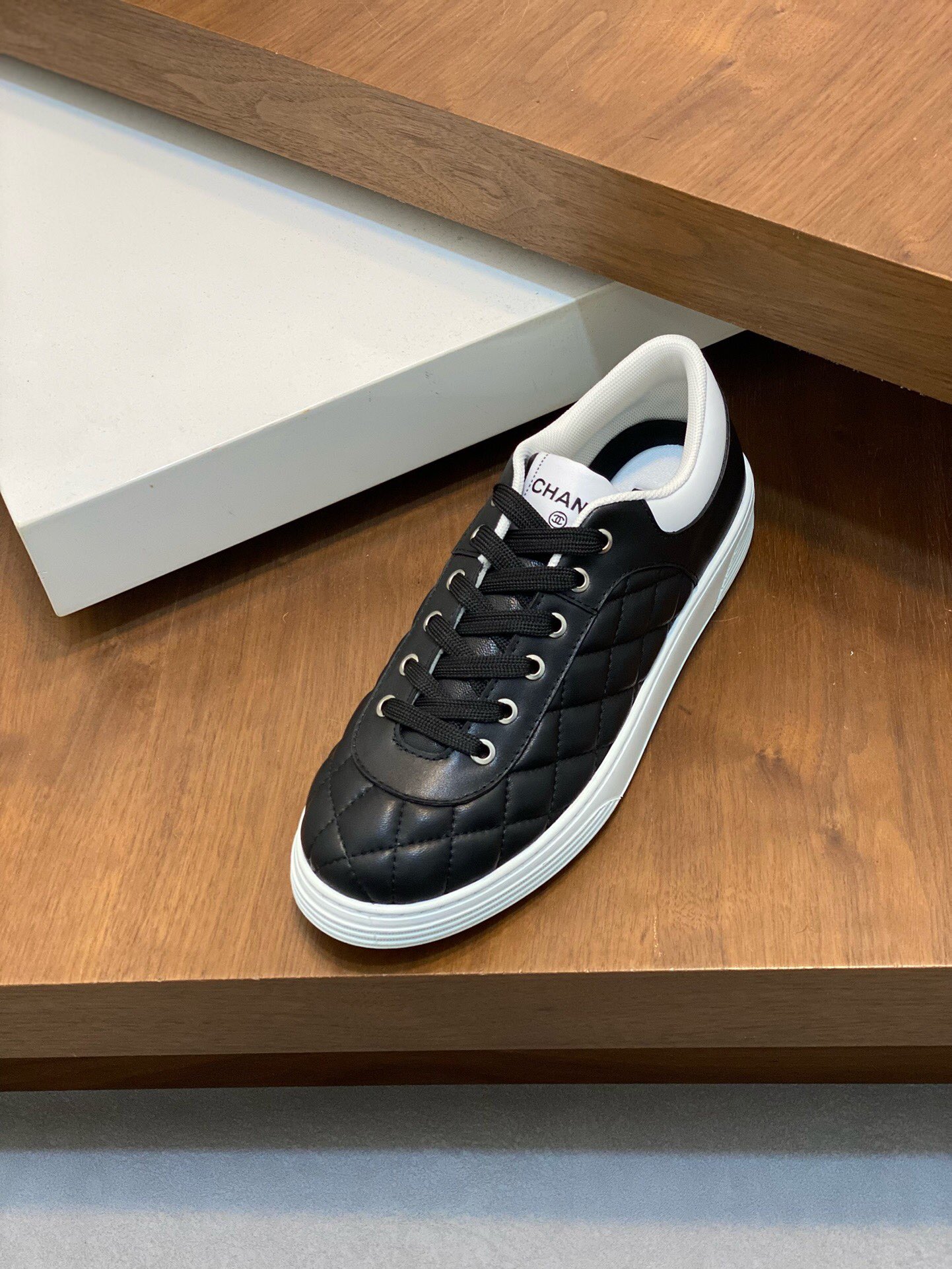 品牌:CHANEL 6