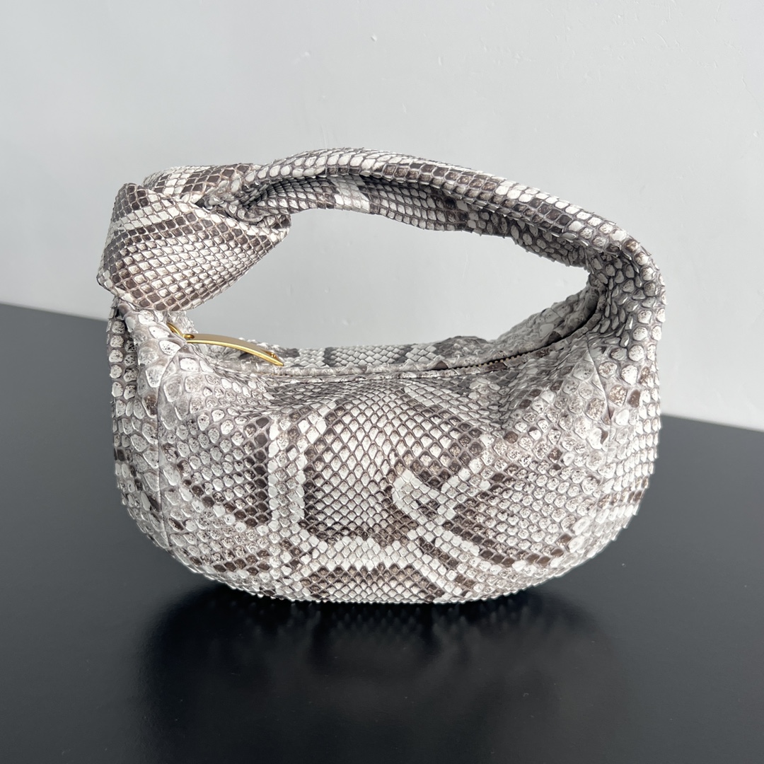 #BV Jodie Python Skin Dinner Sac🐍789246 La peau de serpent lui donne une aura plus noble. raffiné et à la mode, à la fois en termes de sensation et d’apparence, met en évidence la texture et le style uniques.