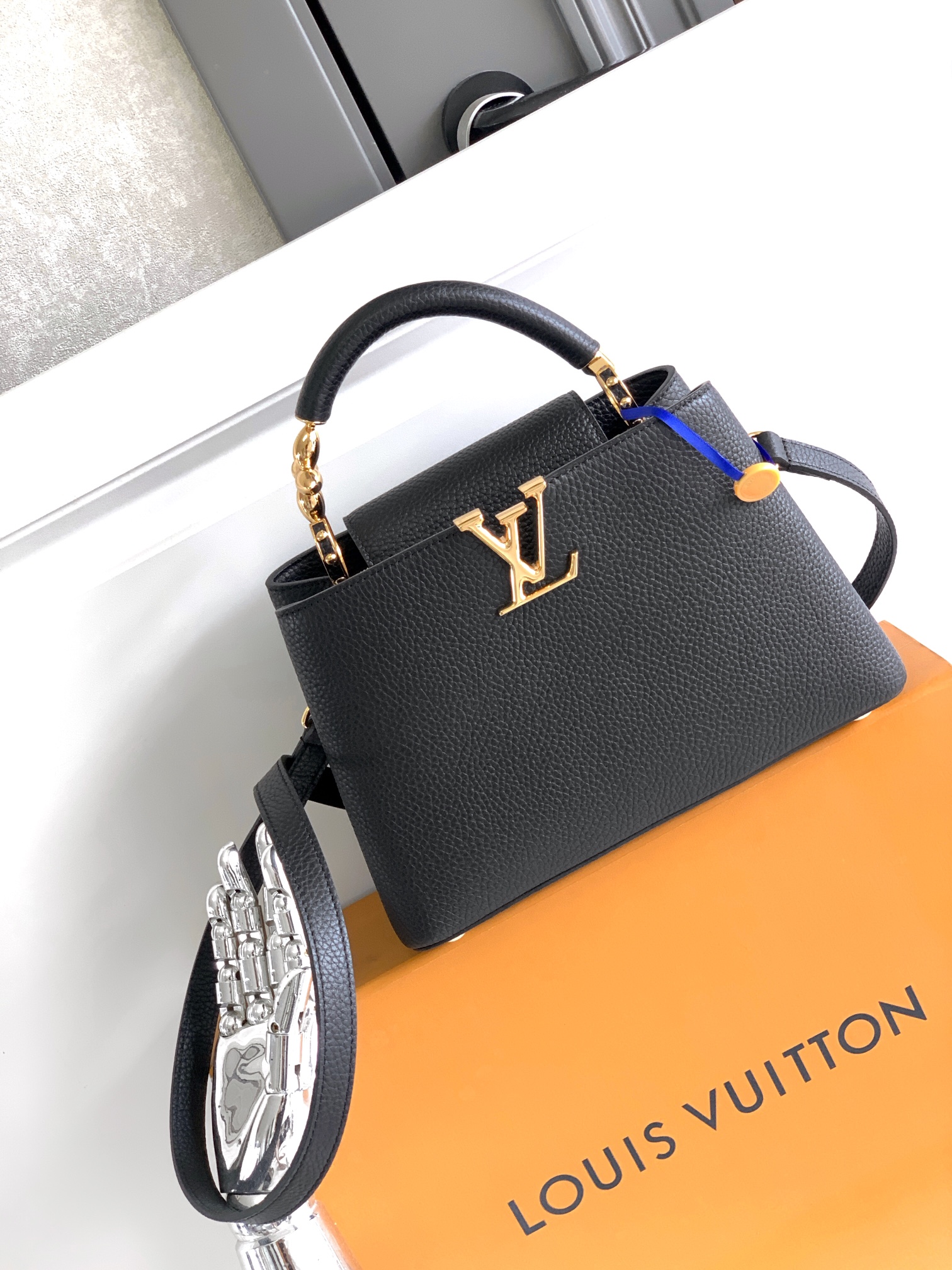 动态芯片款 
24698黑