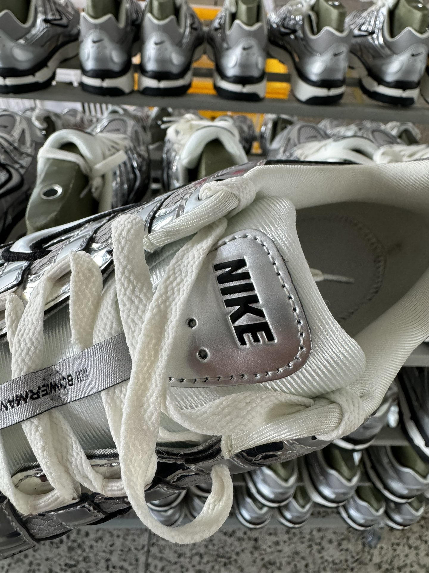Nike P-6000 'Dream Space' Silver Grey Retro Tech Chunky Sneakers CN0149-001 5 i1719304497 1370 4