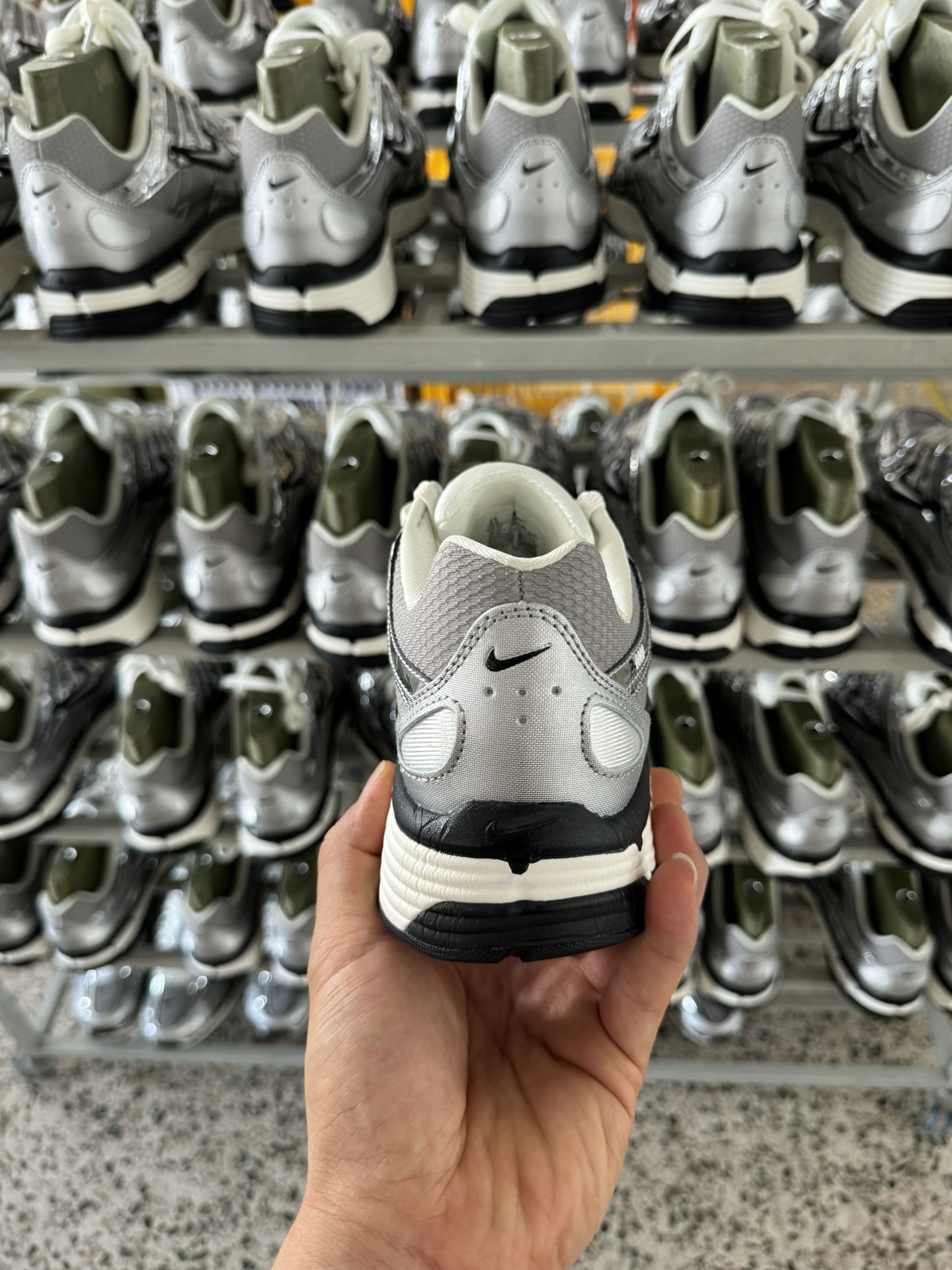 Nike P-6000 'Dream Space' Silver Grey Retro Tech Chunky Sneakers CN0149-001 7 i1719304497 2092 7
