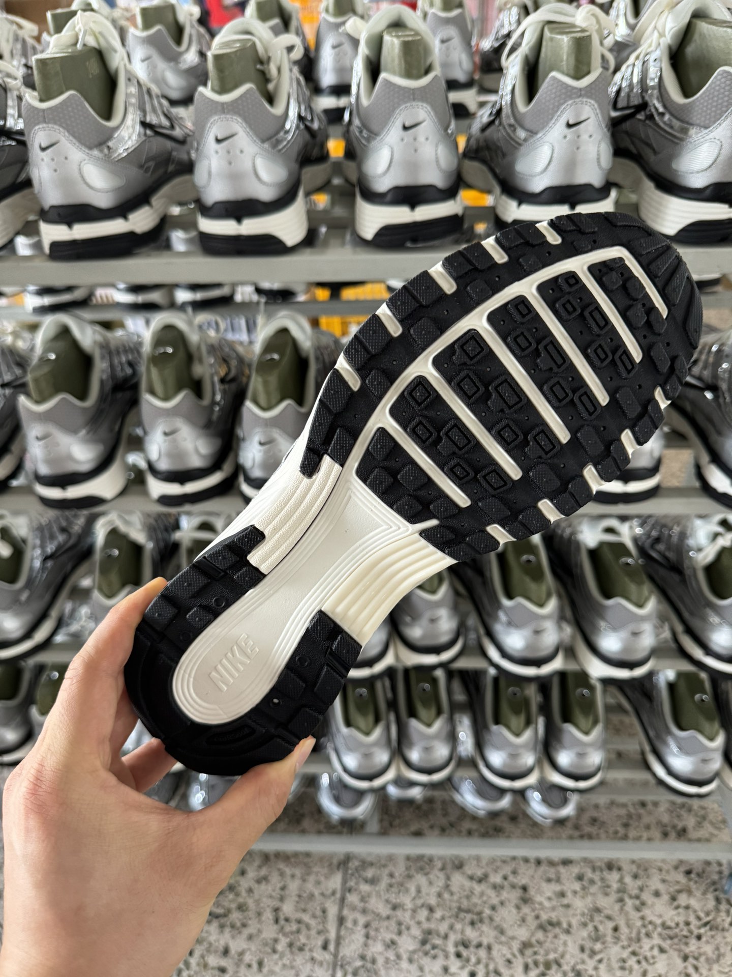 Nike P-6000 'Dream Space' Silver Grey Retro Tech Chunky Sneakers CN0149-001 8 i1719304497 405 8