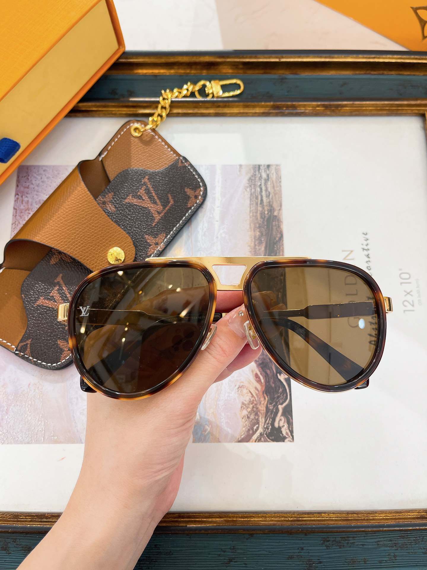 Louis Vuitton LOUIS VUITTON太阳眼镜
