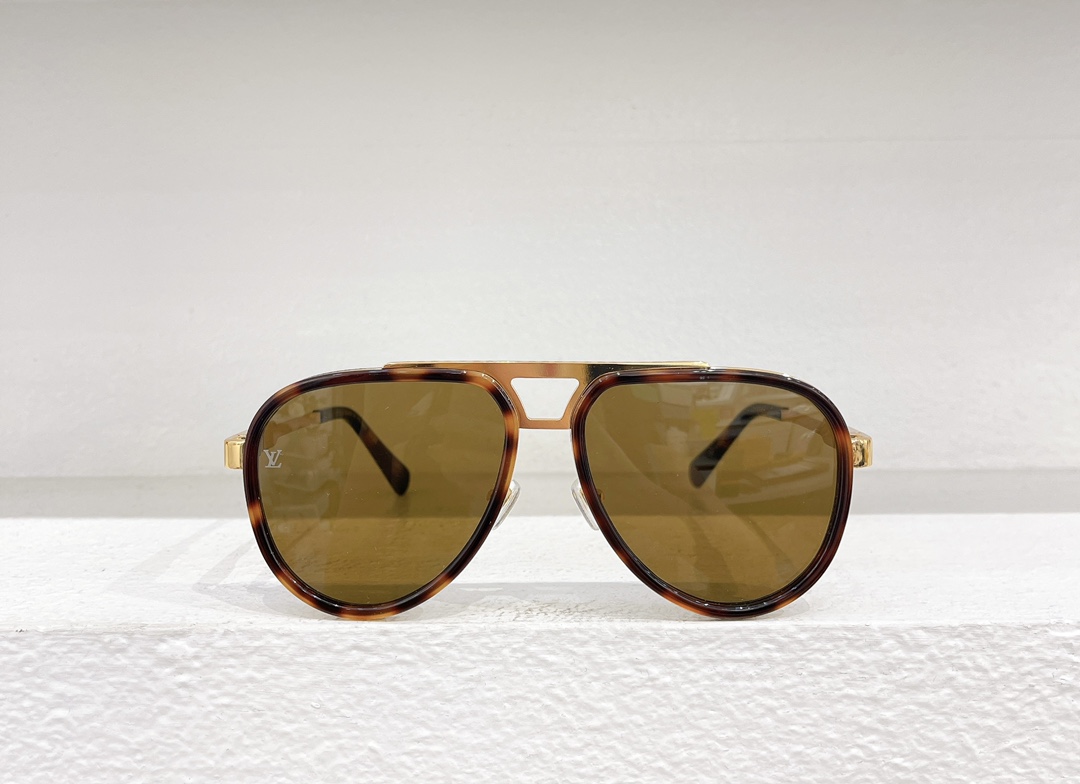 Louis Vuitton LOUIS VUITTON太阳眼镜