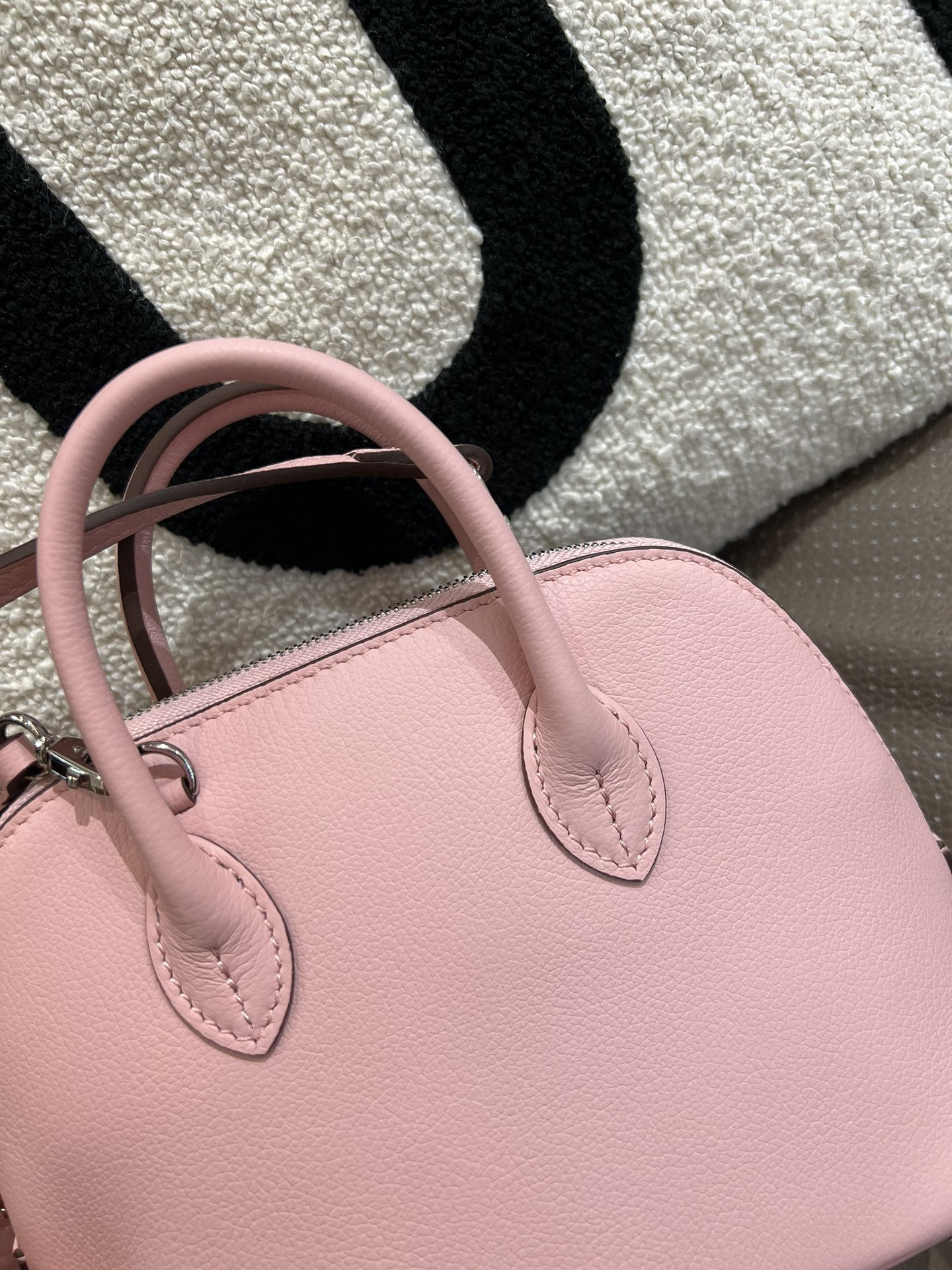 実拍🉐728 ミニボウリングボール - かわいい牛革製