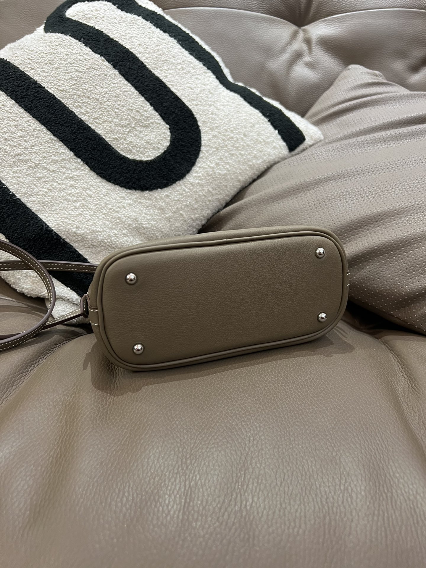 実拍 𝐌𝐢𝐧𝐢 𝐛𝐨𝐥𝐢𝐝𝐞保龄球 - 輸入頭層牛皮の可愛いバッグ