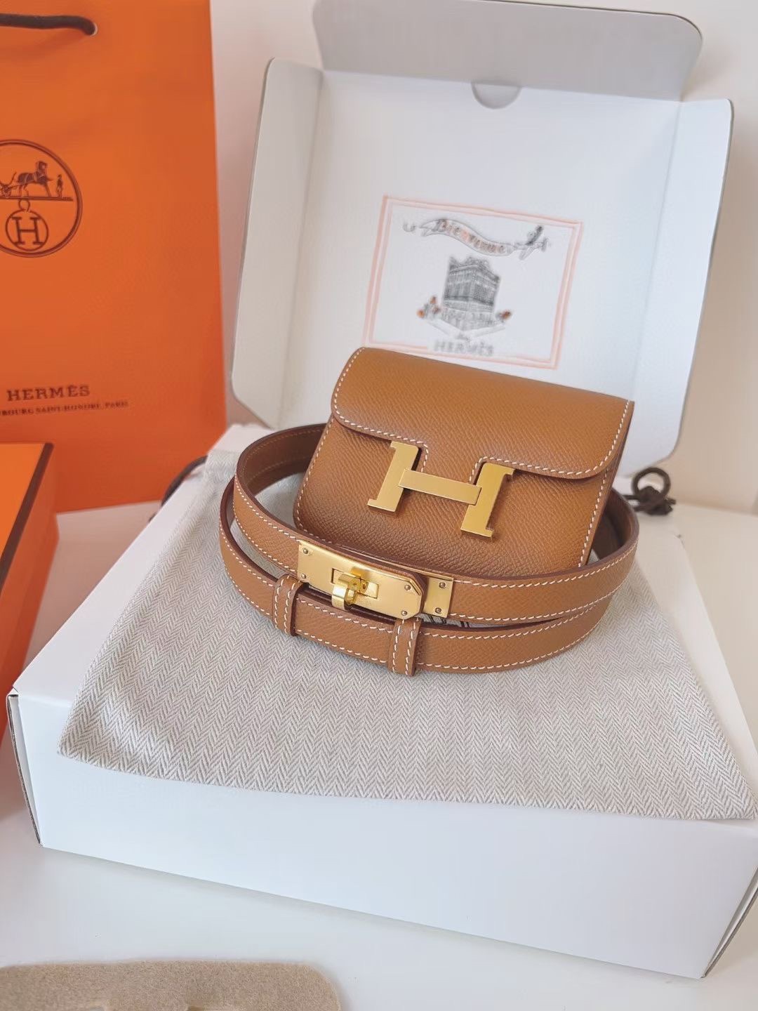 Hermès 配送 全套礼盒包装 进口 头层牛皮带kelly 凯莉 包包+腰带 高级感迷你康康包豆腐包小方包