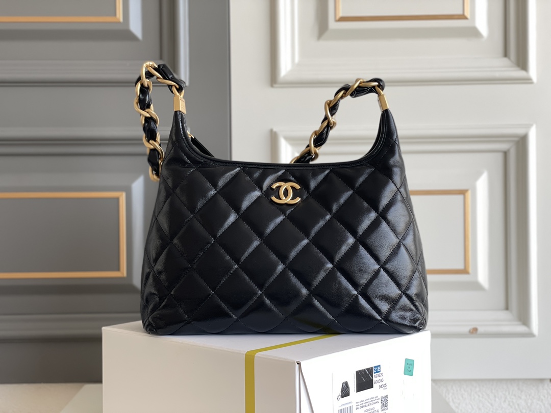 Chanel Borse Crossbody & Borse a Tracolla Nero Grigio Platino Bianco Oro vintage Pelle di cera d'olio pecora Vintage Sottobraccio