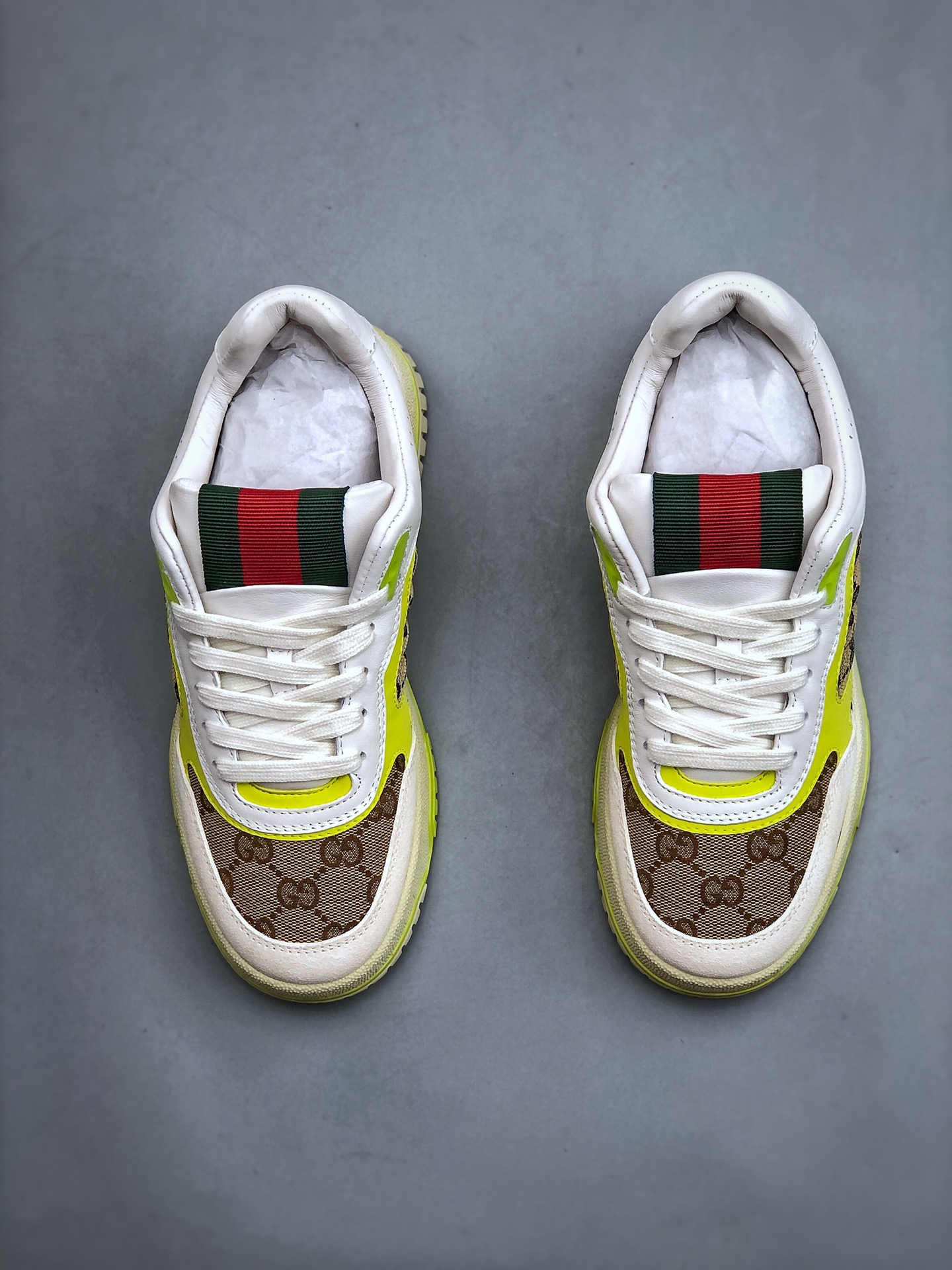 意大利奢侈品牌-古驰Gucci Re-Web Leather Sneakers 系列低帮复古百搭训练休闲运动小白板鞋“皮革米白乌木色GG红绿标牌