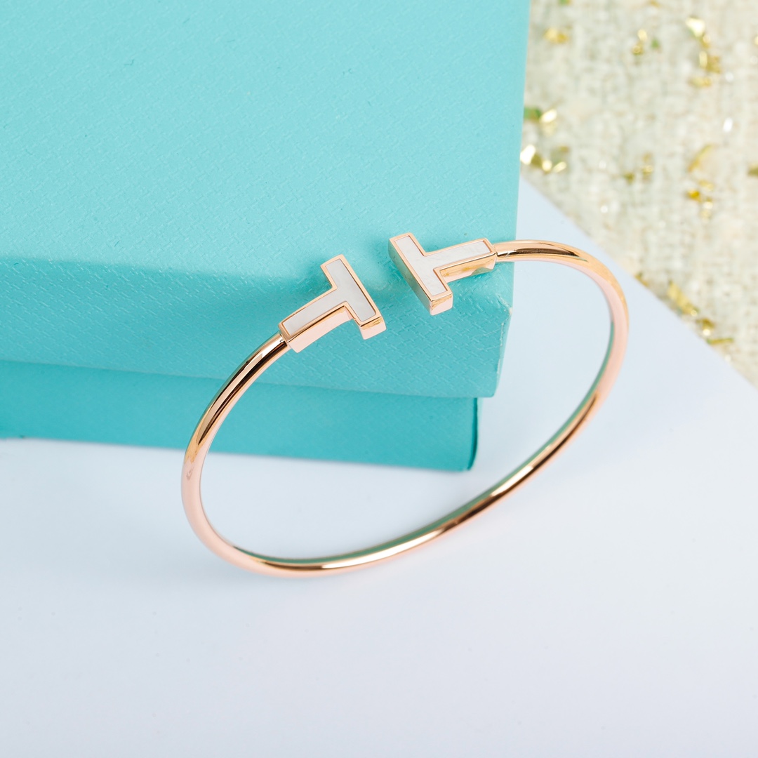 [Tiffany & Co. Jewelry]