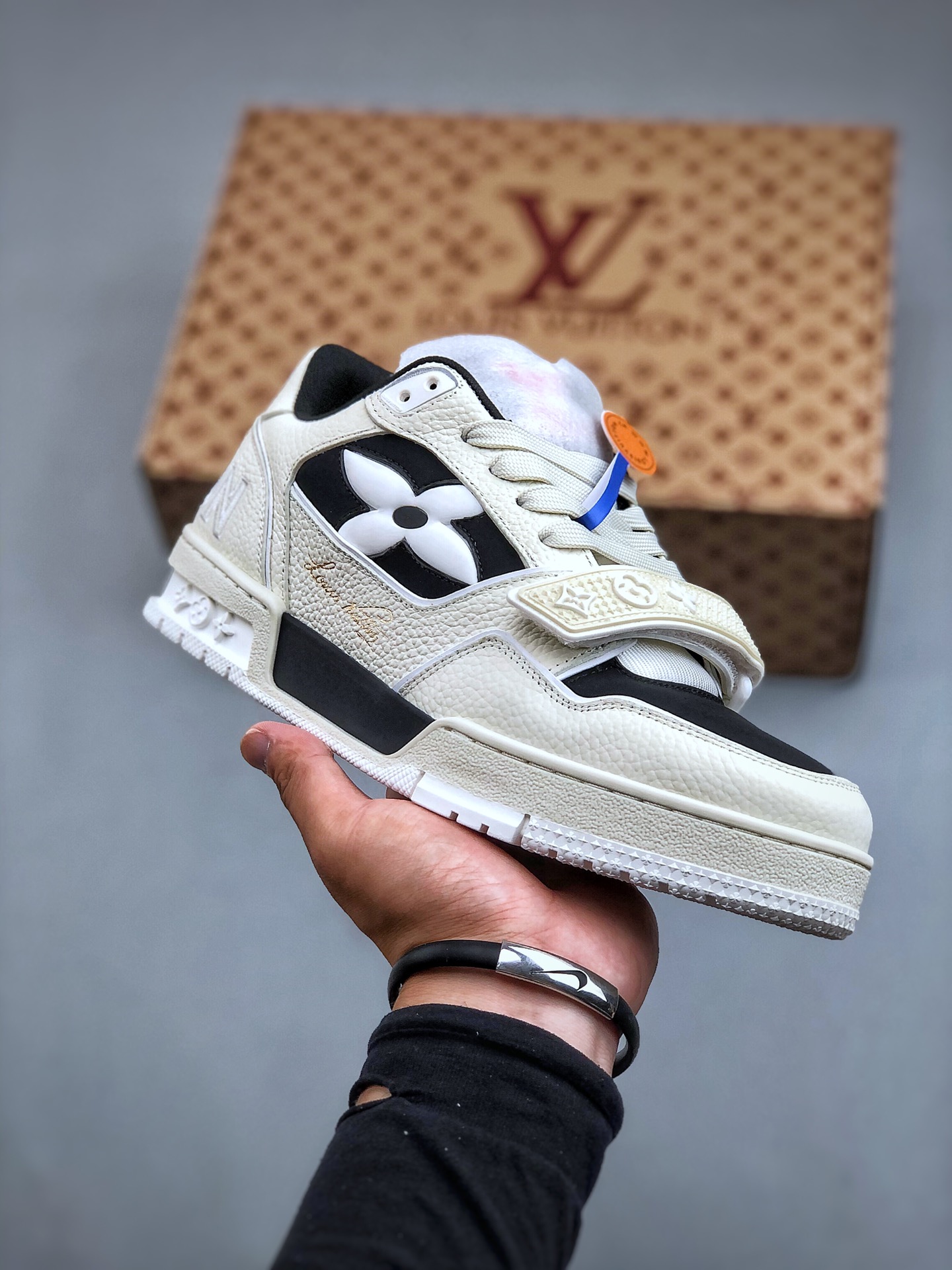 Tyler x LV LV LV Trainer 联名款 低帮休闲板鞋 海淘代购同渠道品质 高端零售 外贸充正专供 原版购入开发 ZP级全套包装 完美楦型 正确卡色 大底TPU 质感媲美原版 细1