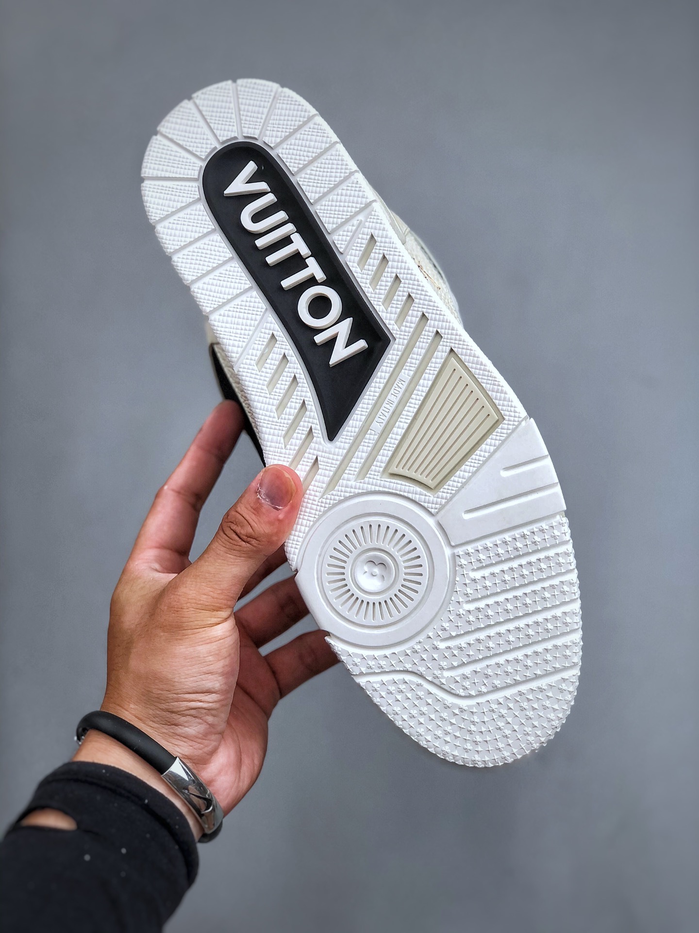 600 Tyler x Louis Vuitton 路易威登 LV Trainer 联名款 低帮休闲板鞋