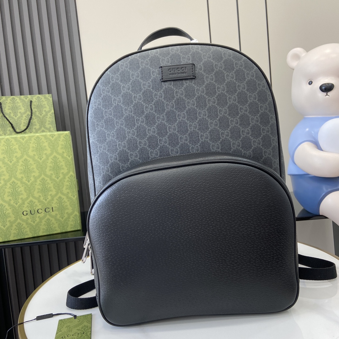Gucci Medium Backpack in Black GG Supreme Canvas - Style 795462 2 i1719754380 9325 0