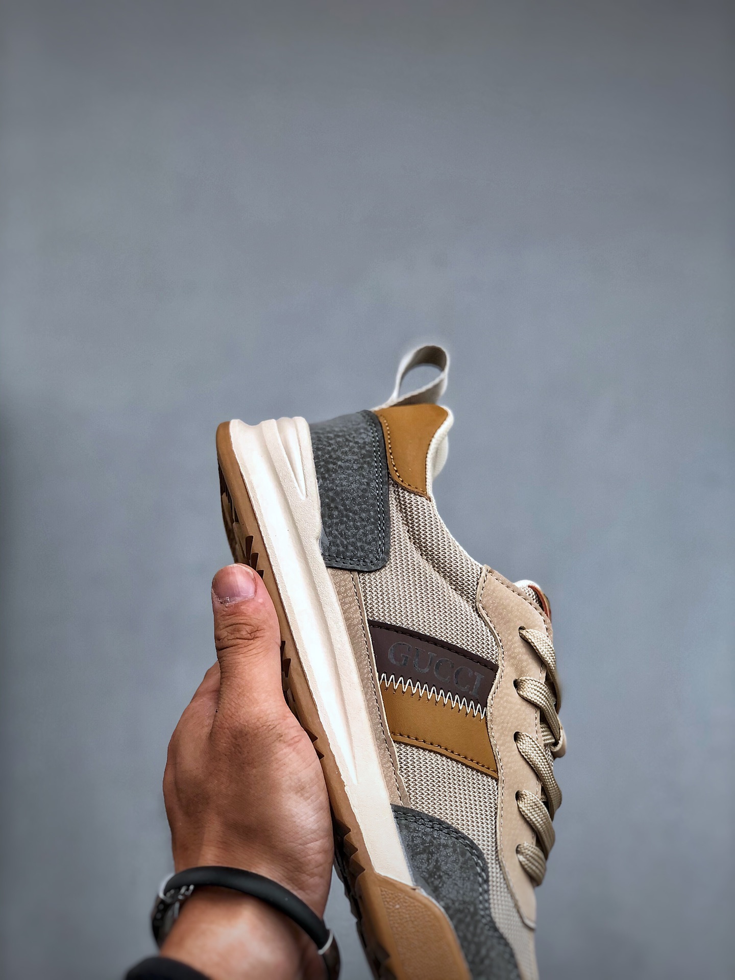 240 古驰Gucci Screener GG High-Top Sneaker休闲潮鞋系列
