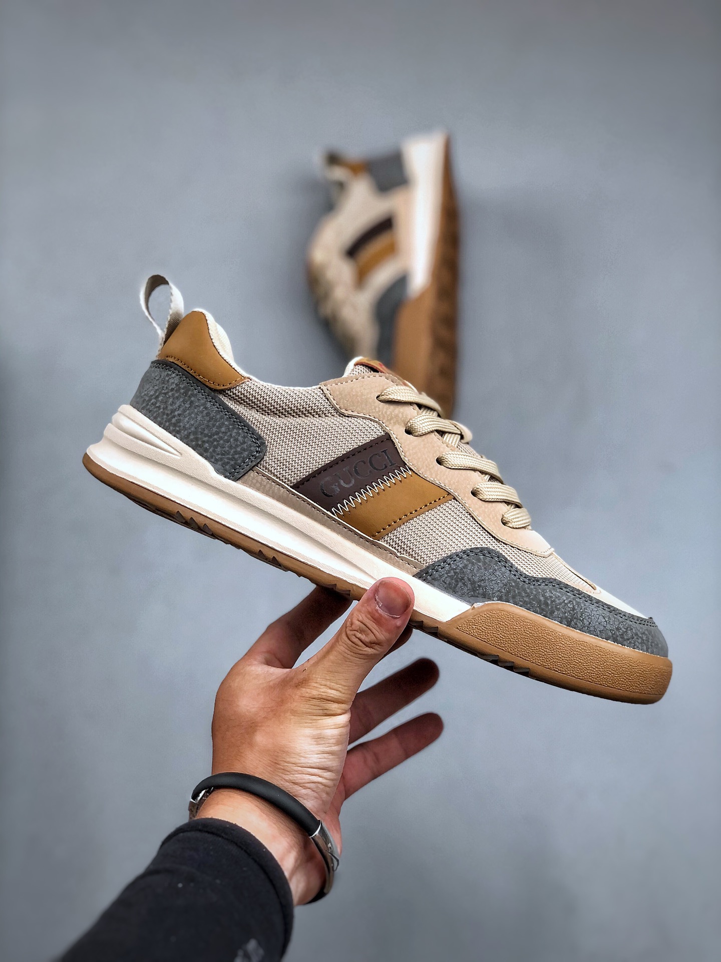 240 古驰Gucci Screener GG High-Top Sneaker休闲潮鞋系列