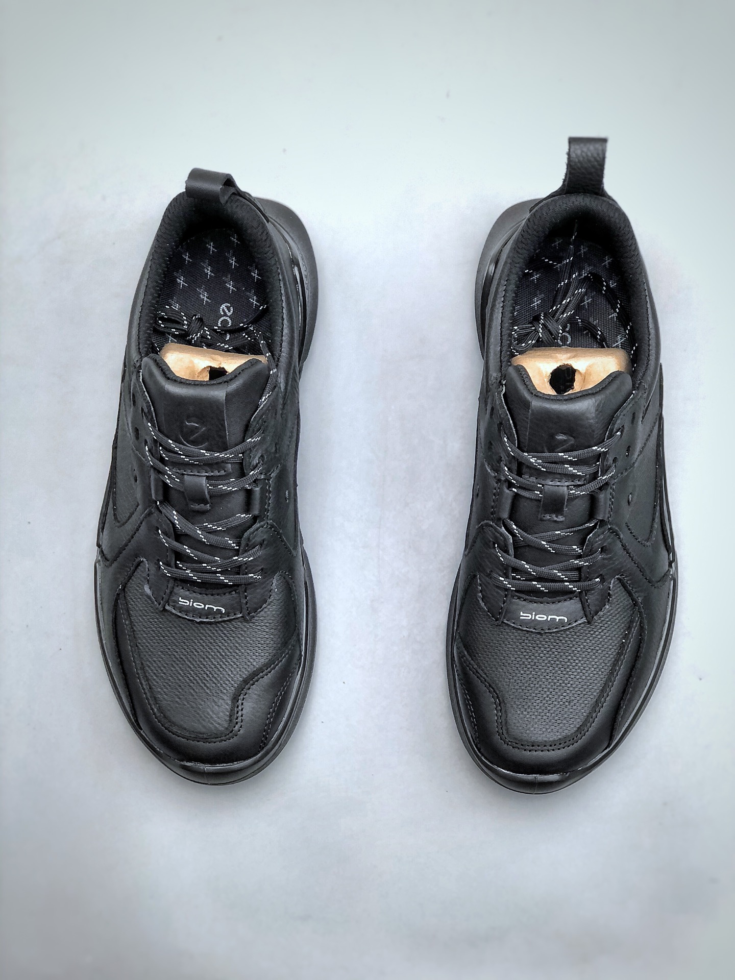 320 L/ Ecco爱步运动鞋男鞋 BIOM2024 透气健步鞋 防滑跑步鞋