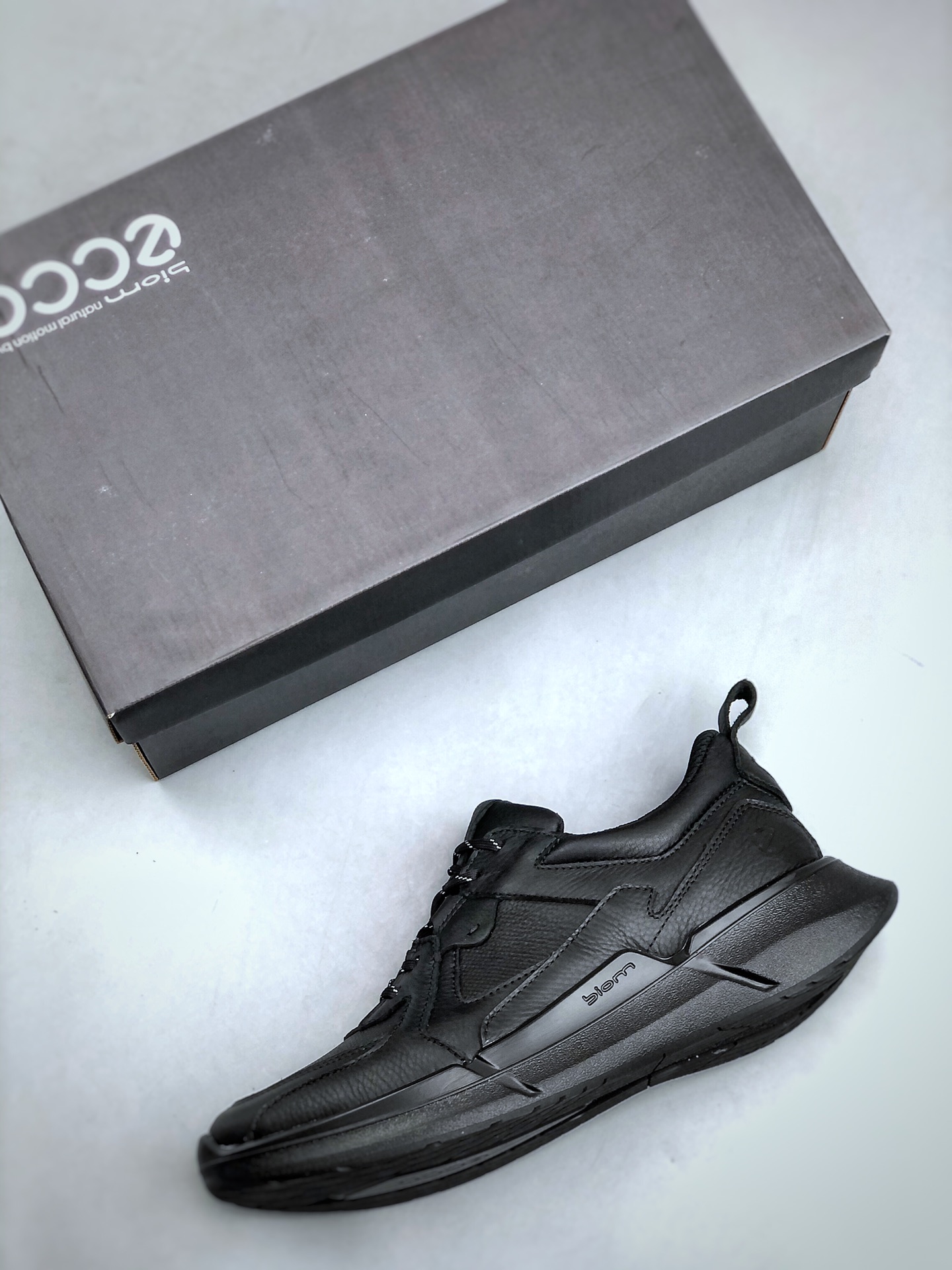320 L/ Ecco爱步运动鞋男鞋 BIOM2024 透气健步鞋 防滑跑步鞋