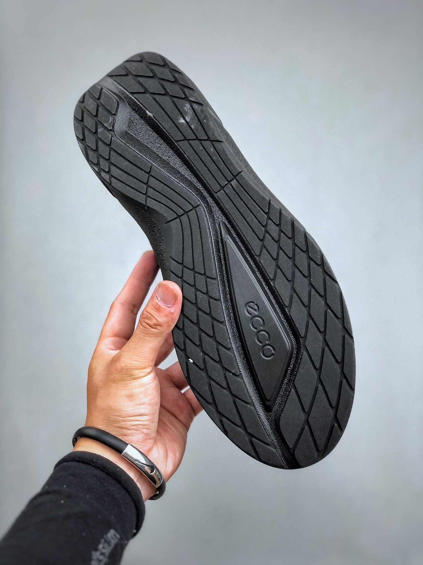 320 L/ Ecco爱步运动鞋男鞋 BIOM2024 透气健步鞋 防滑跑步鞋