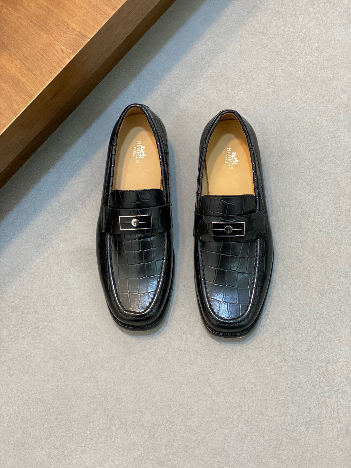 NO:219185,Brand HERMES Color Original Color Number 39-44 Customized 38.45 Price Material Hermes New Leather Shoes Super High Quality Luxury Material Selection Uppers are made of imported original cowhide   cowhide inner pure handmade for comfortable wearing experience. Original (real leather sole), Hermes Leather Shoes, hermes, hermes, cowhide, Leather Soles19860909品牌HERMES 颜色原版配色 码数39-44定做38.45 价格 材质爱马仕新款 皮鞋超高品质奢华选材鞋面采用进口原版牛皮 牛皮内里纯手工打造只为舒适的穿着体验原版（真皮大底）,爱马仕 皮鞋,hermes,hermes,cowhide,Leather soles,Men's shoes