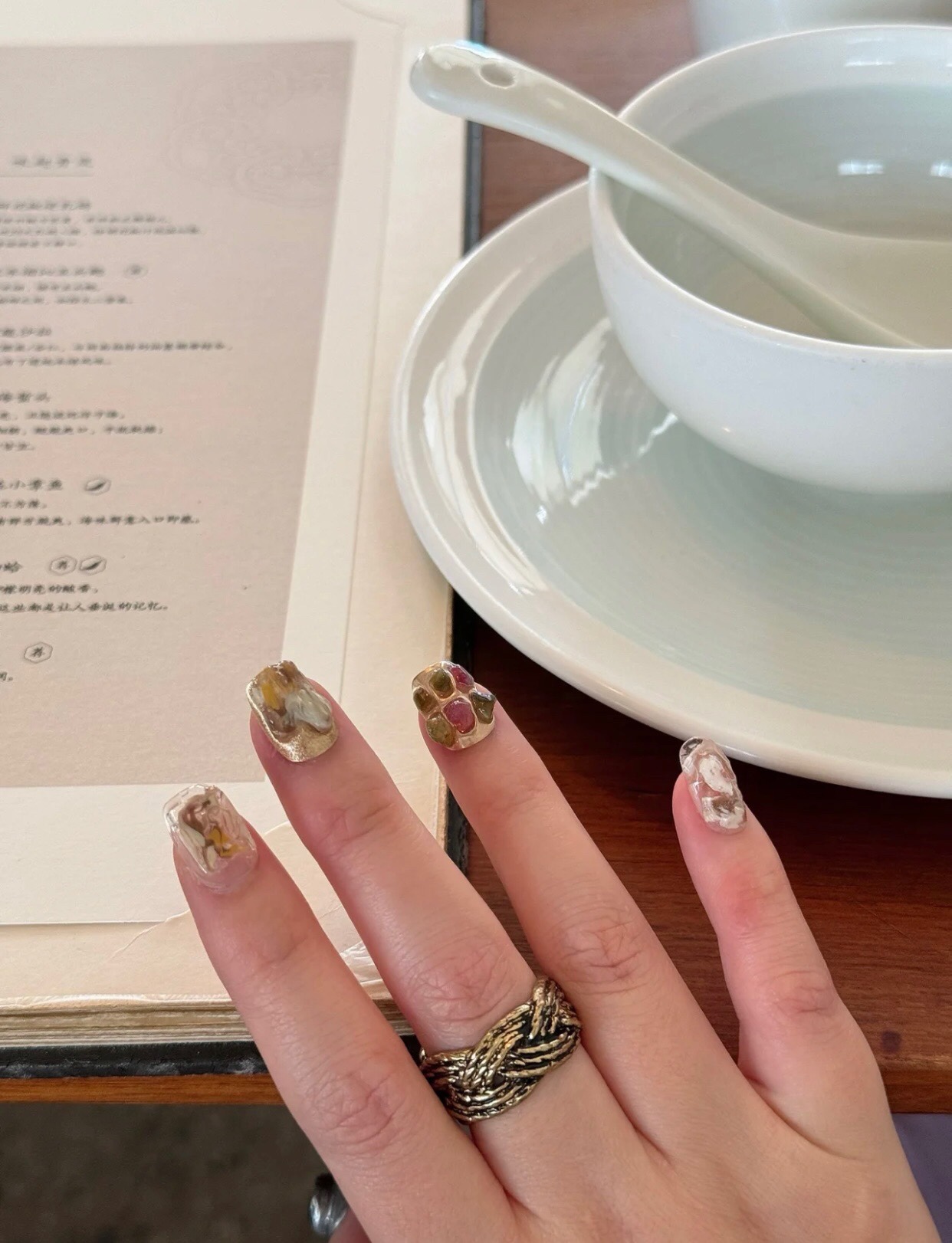 French Handcrafted Rings: Exquisite Designs Inspired by Pacific Island Senses. - 图片 5
