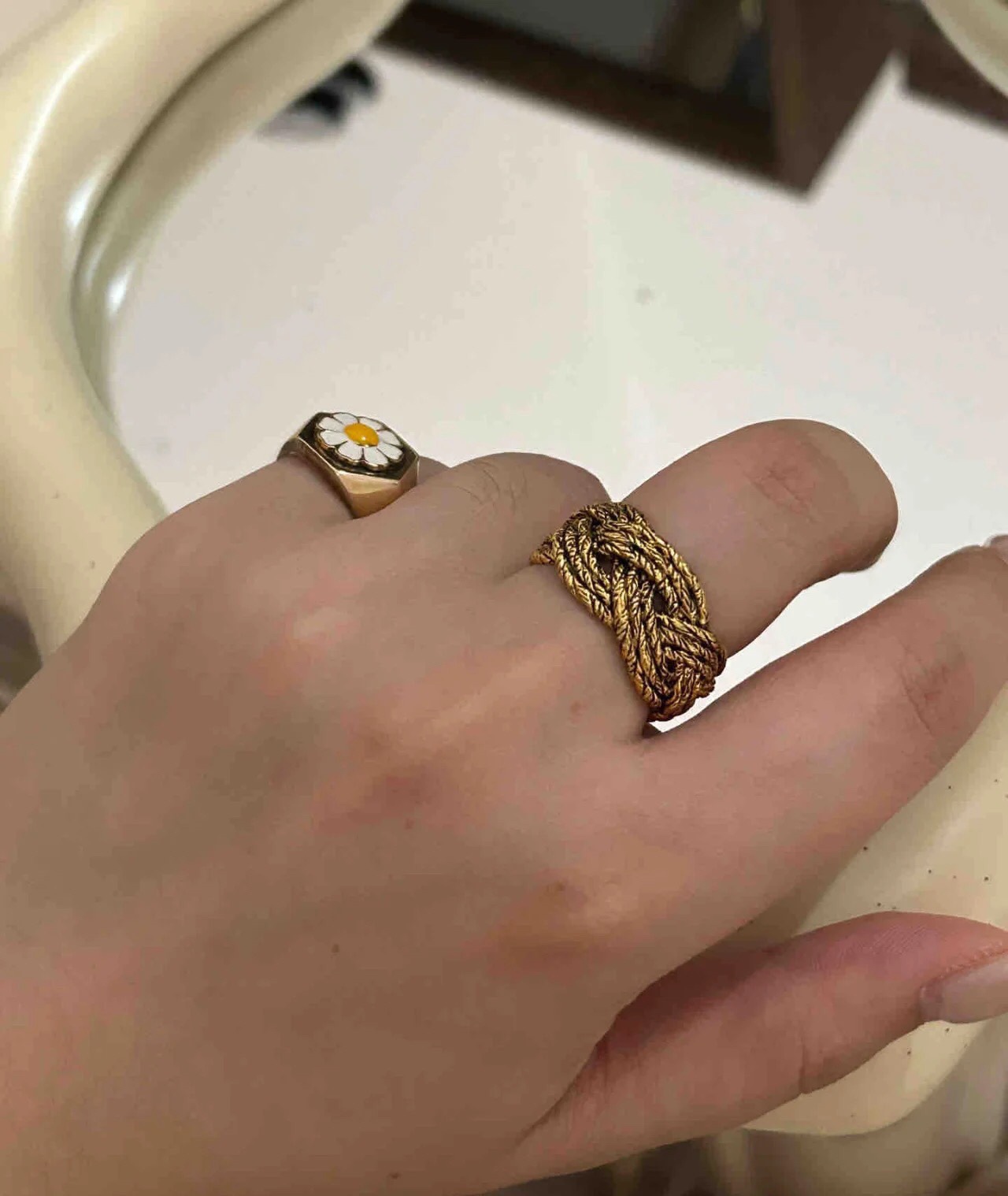 French Handcrafted Rings: Exquisite Designs Inspired by Pacific Island Senses. - 图片 7