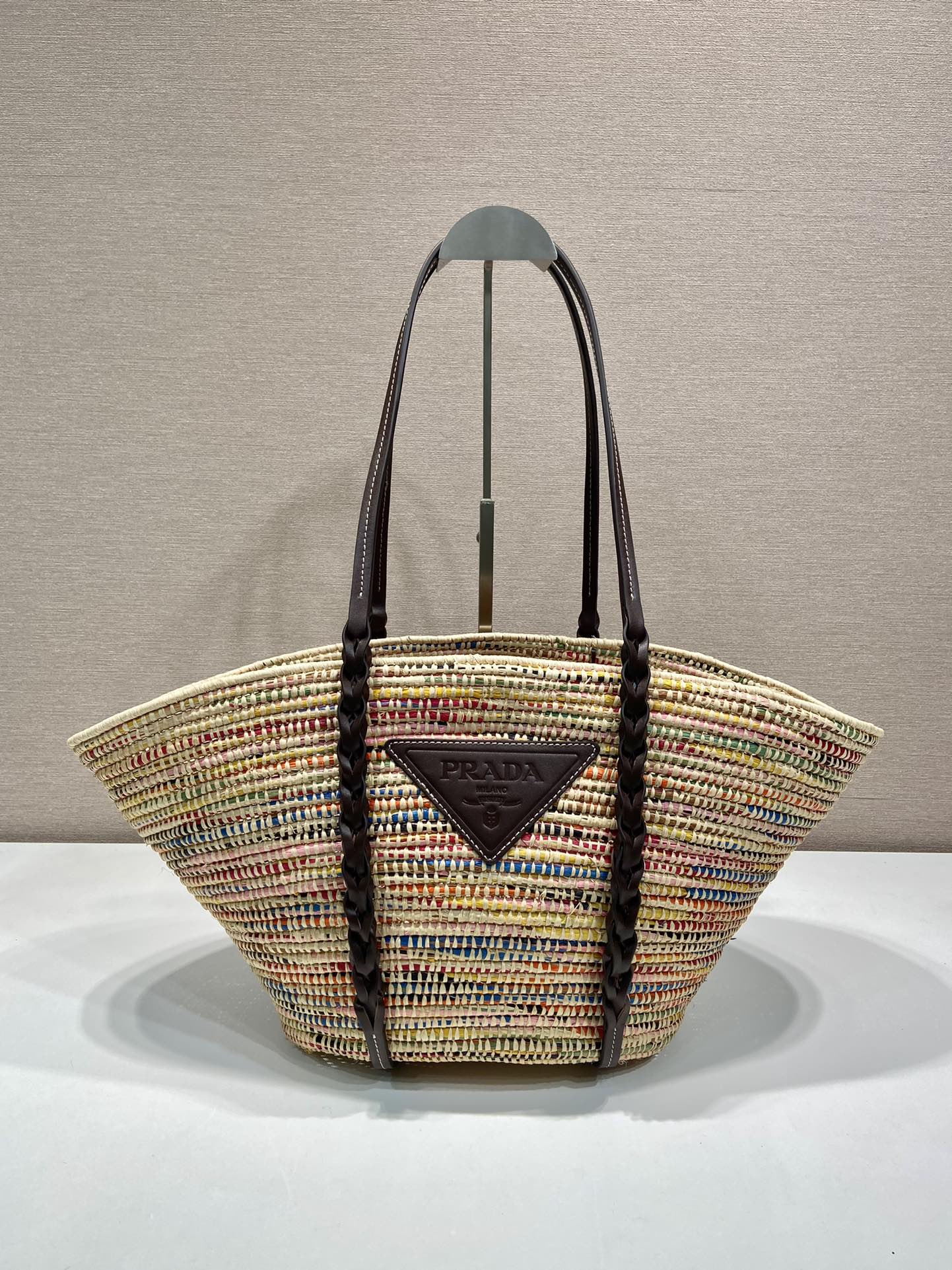 תיק נשים קלוע בית יד מקש מעורר של Prada - מודל 1BG312 2 i1719902668 2521 0