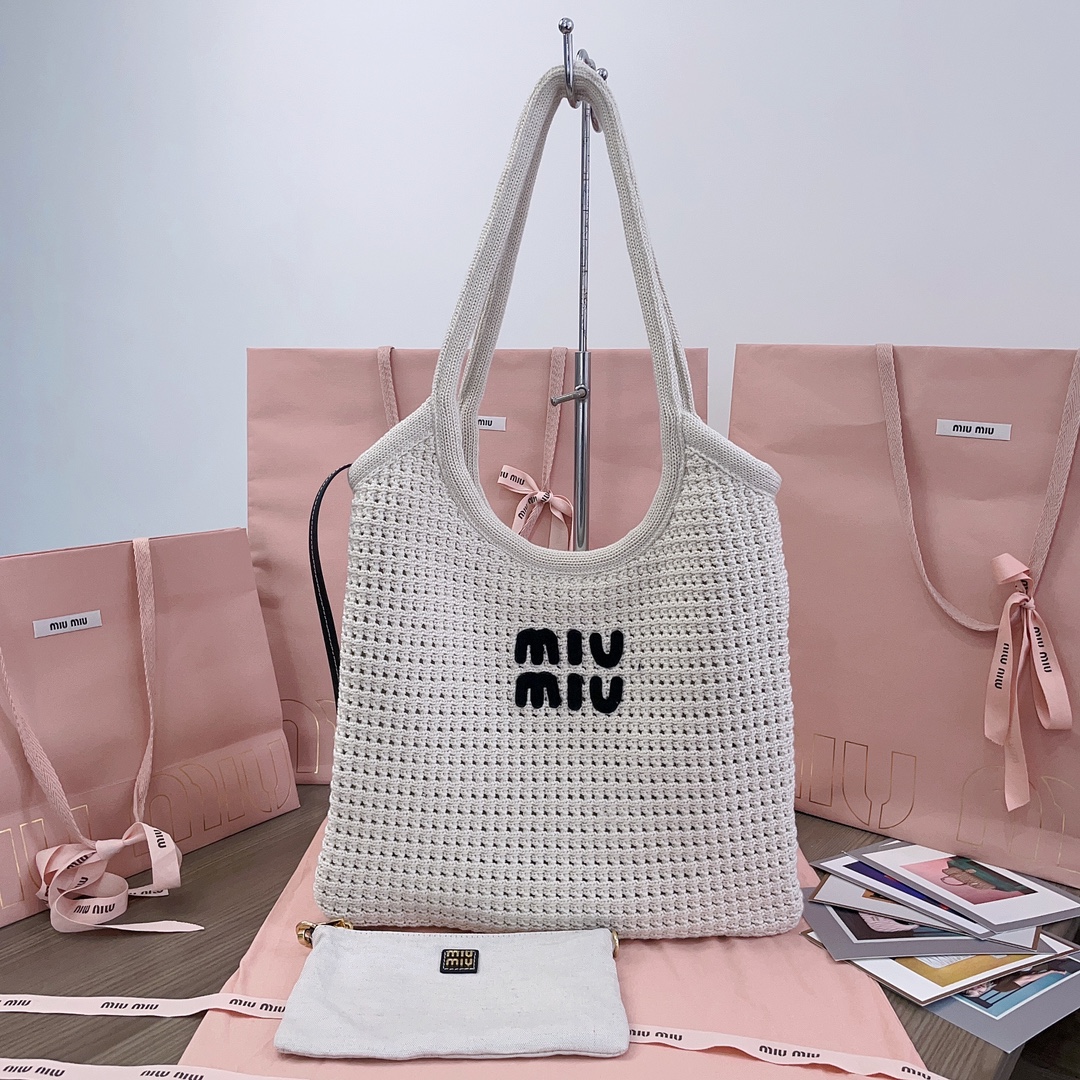 Miu Miu Knitted Tote Bag with Detachable Pouch - Lightweight & Spacious 2 i1719968938 1907 0