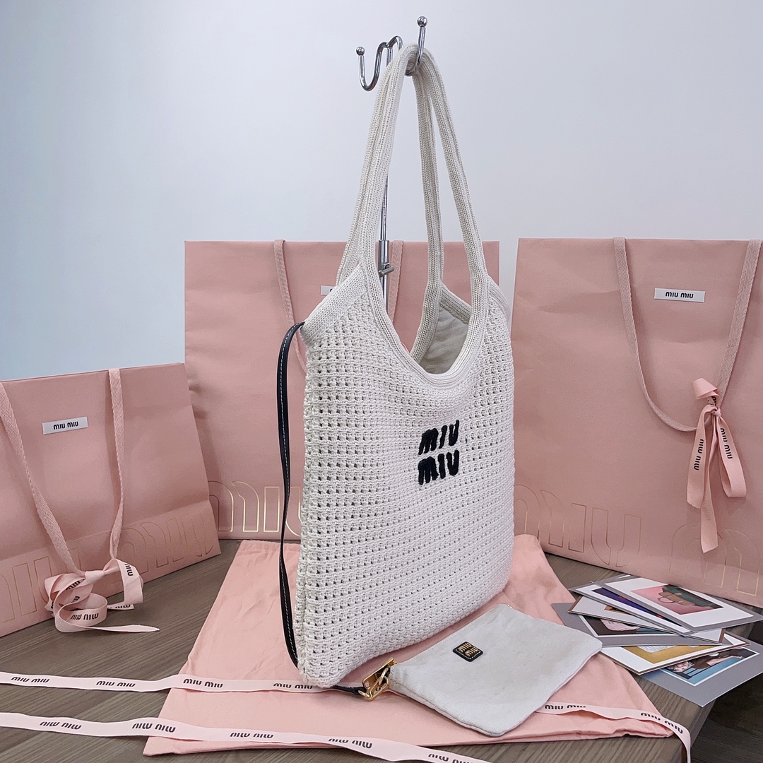 Miu Miu Knitted Tote Bag with Detachable Pouch - Lightweight & Spacious 3 i1719968938 2419 1