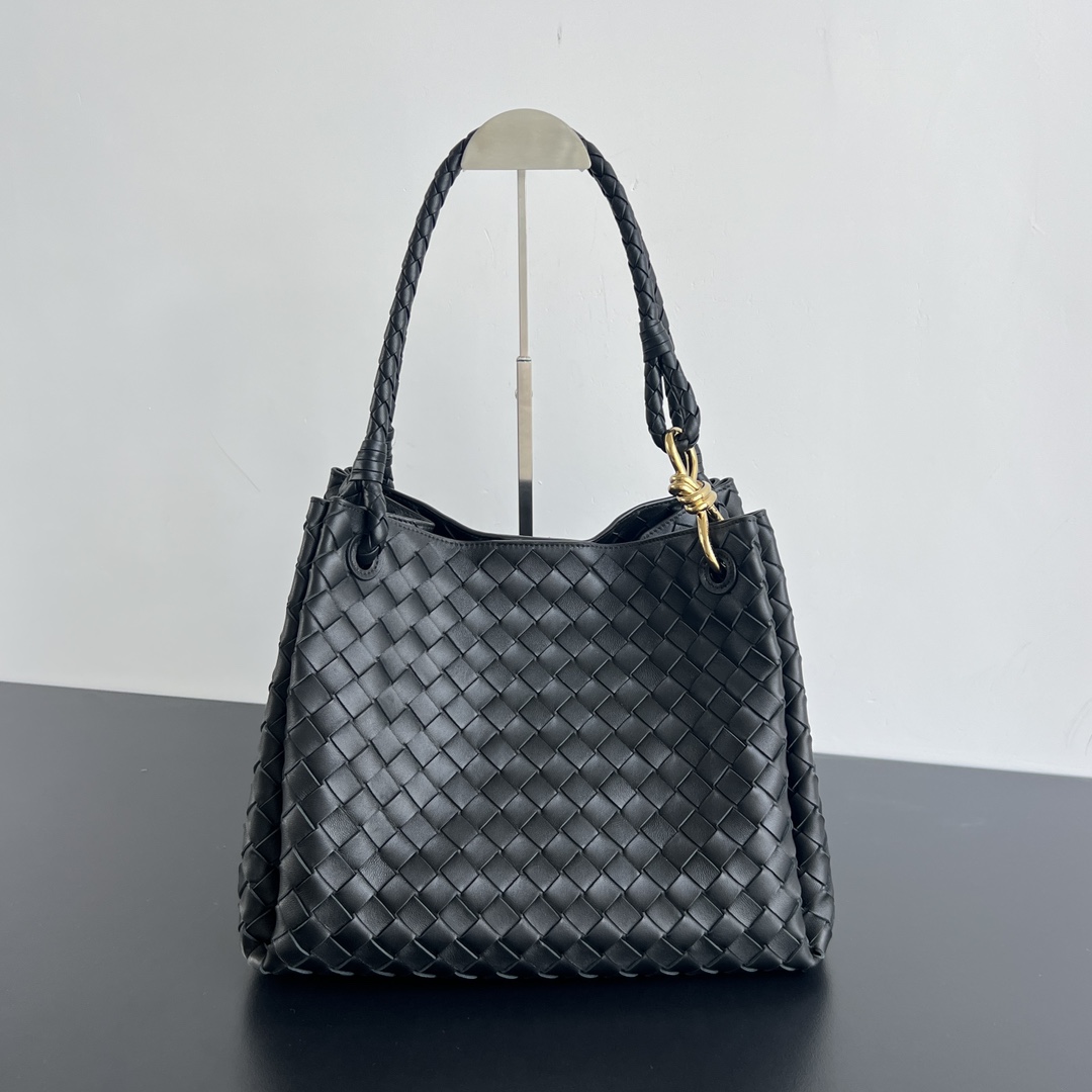 Online China
 Bottega Veneta BV Intrecciato Crossbody & Shoulder Bags Replicas Buy Special
 Gold Weave Mini