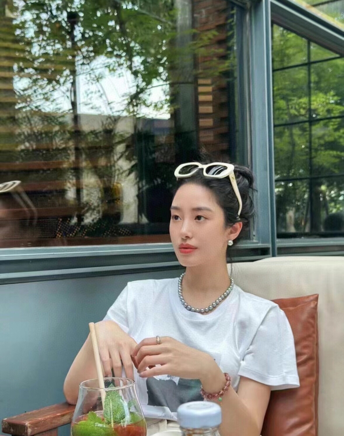 NO:635133,Summer high-end cream white celine's pair is sold out CL40226U, celine, Cartier high-end jewelry19860909夏天高级奶油白 celine这副卖爆了 CL40226U,,celine,卡迪亚高端饰品,Jewelry