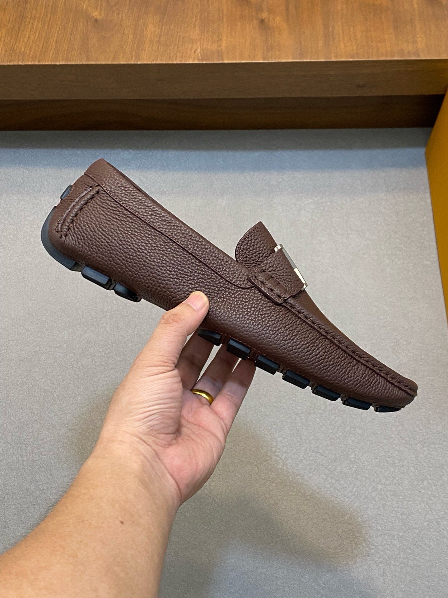 Louis Vuitton Classic Luxury Leather Shoe Loafer Ref.8498E020 4
